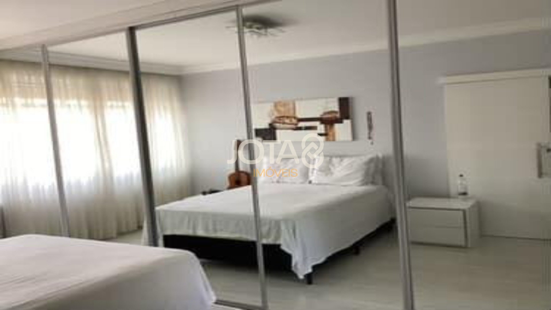APARTAMENTO 3 QUARTOS 1 VAGA NO BATEL