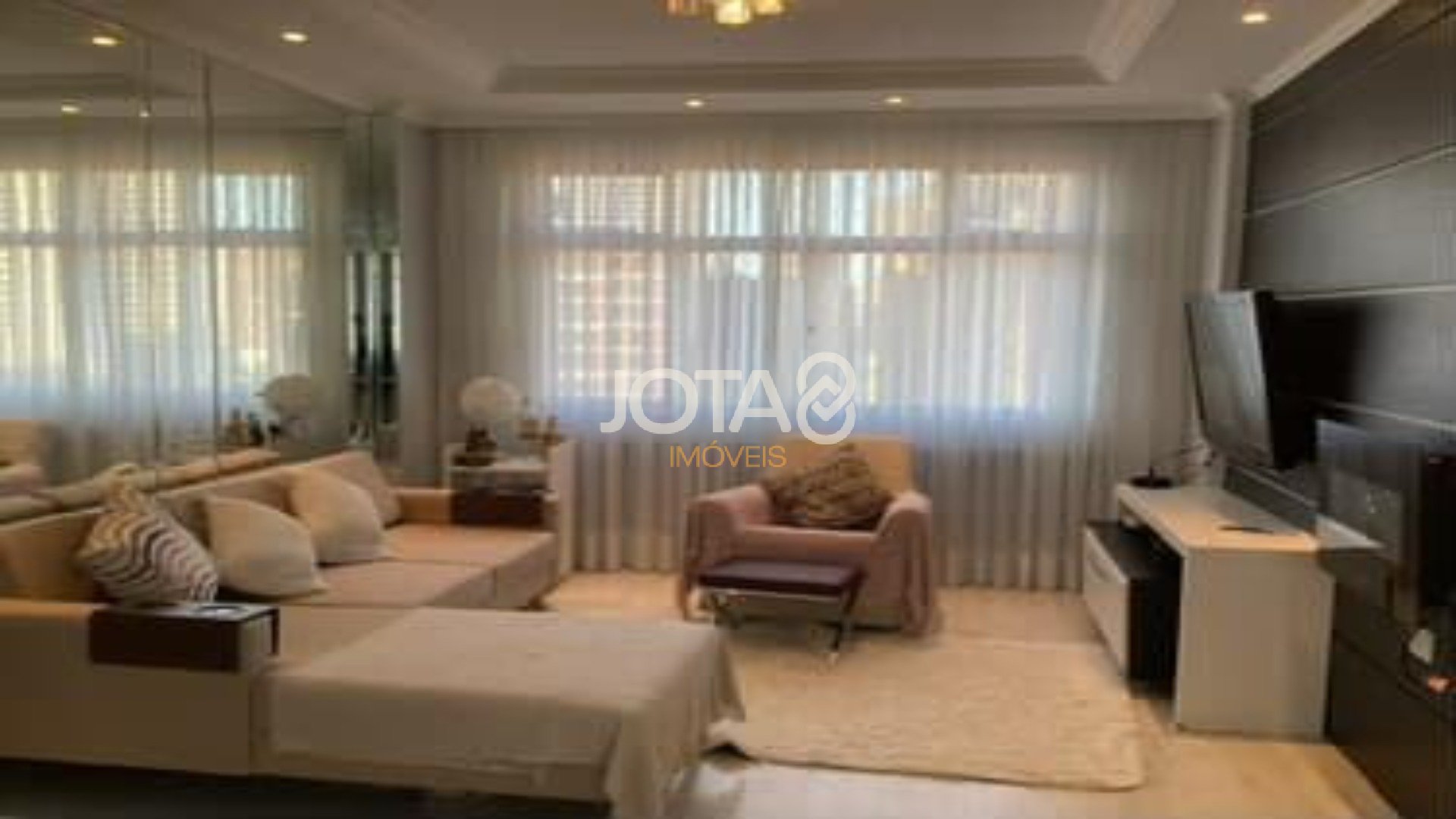 APARTAMENTO 3 QUARTOS 1 VAGA NO BATEL