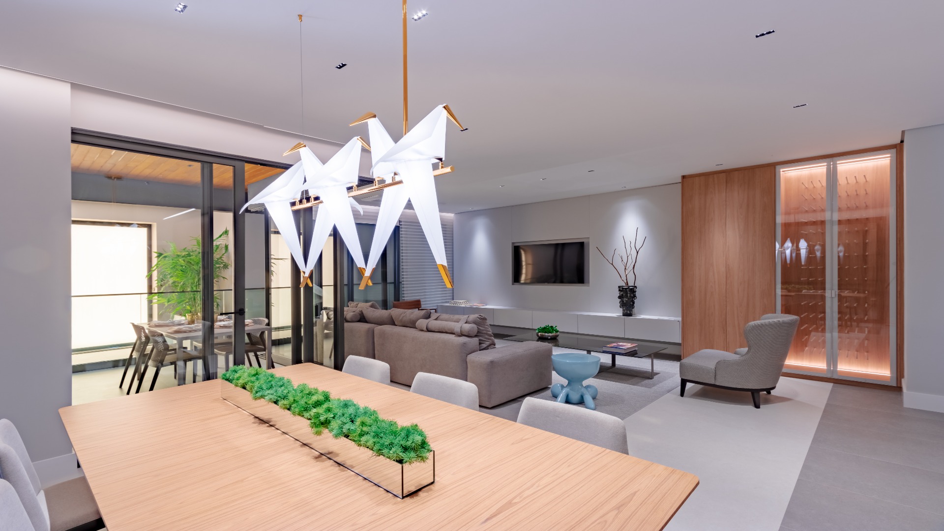 APARTAMENTO DE 3 SUÍTES NO BIGORRILHO