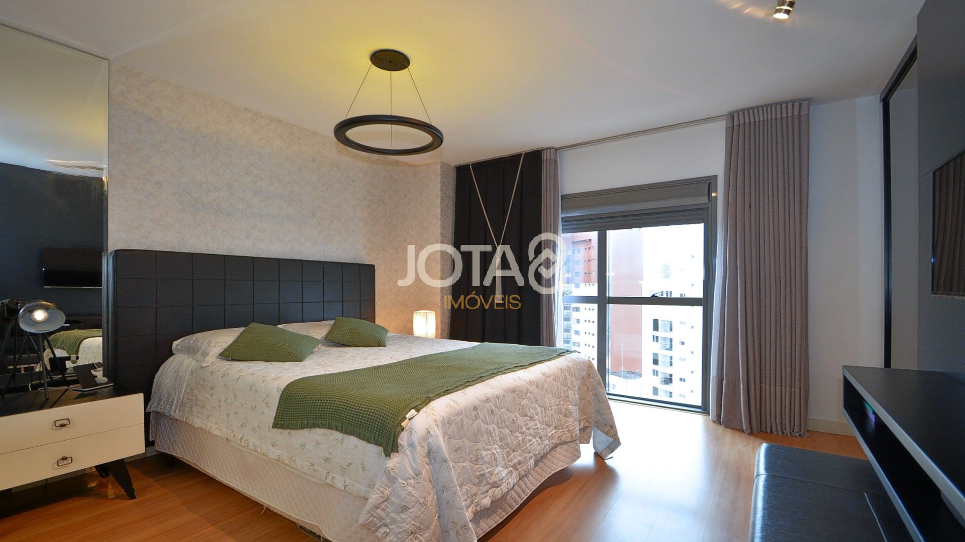 APARTAMENTO 2 SÚITES NO SOUL BATEL
