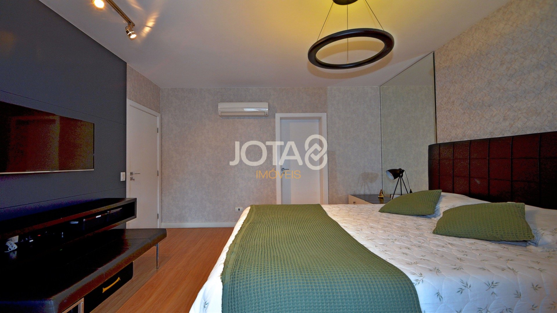 APARTAMENTO 2 SÚITES NO SOUL BATEL