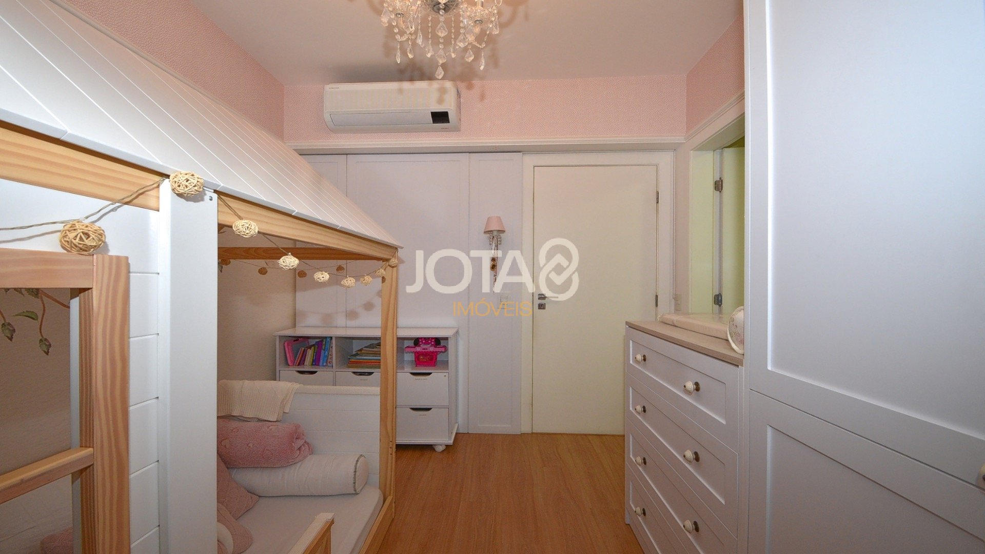 APARTAMENTO 2 SÚITES NO SOUL BATEL