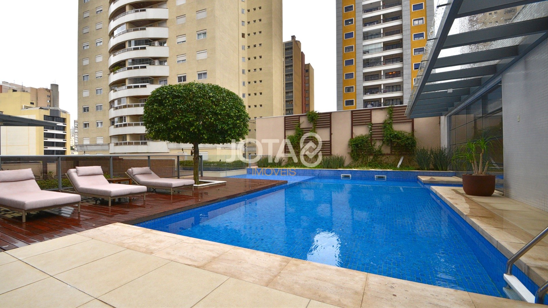 APARTAMENTO 2 SÚITES NO SOUL BATEL