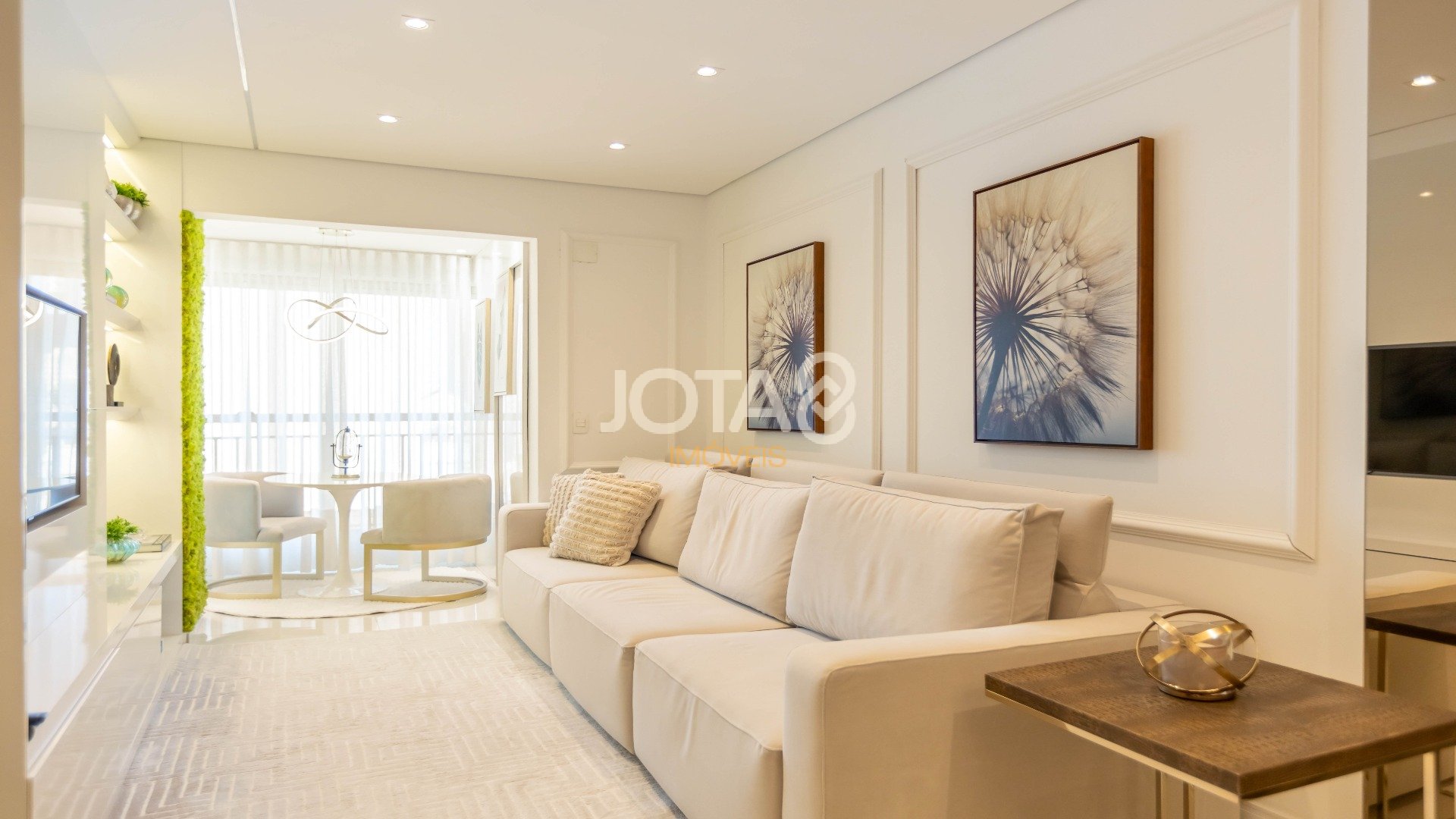 SOFISTICADO APARTAMENTO COM 2 QUARTOS  NO BATEL HOME 1550