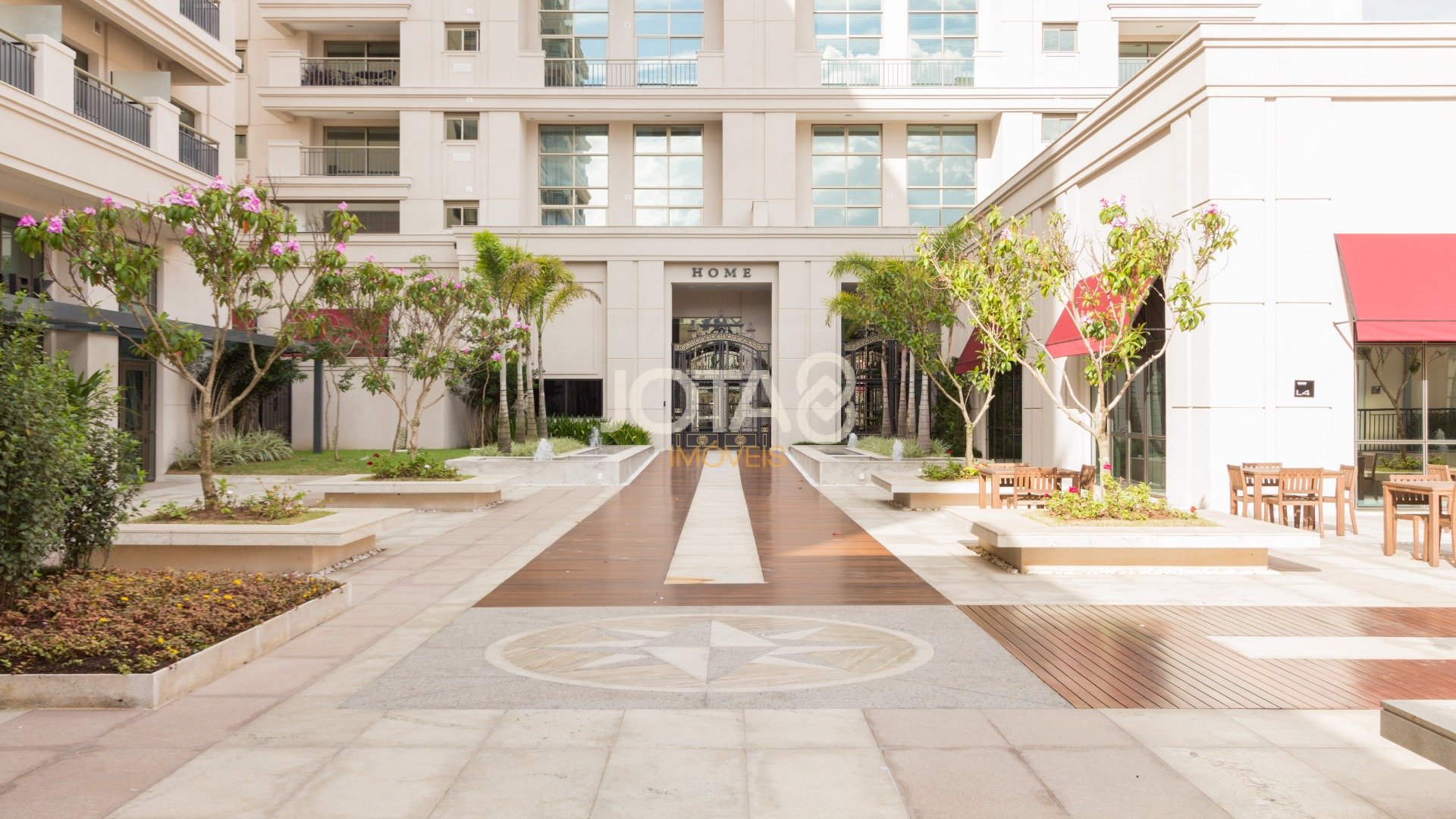 SOFISTICADO APARTAMENTO COM 2 QUARTOS  NO BATEL HOME 1550