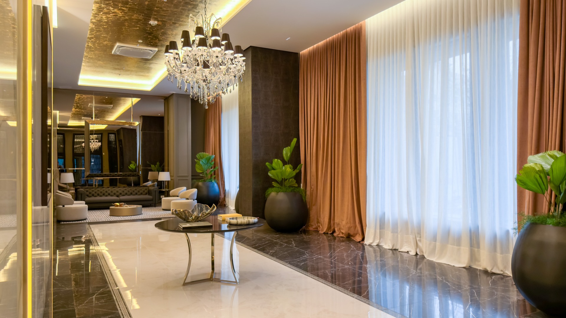 APARTAMENTO COM VISTA INCRÍVEL PARA O PARQUE BARIGUI