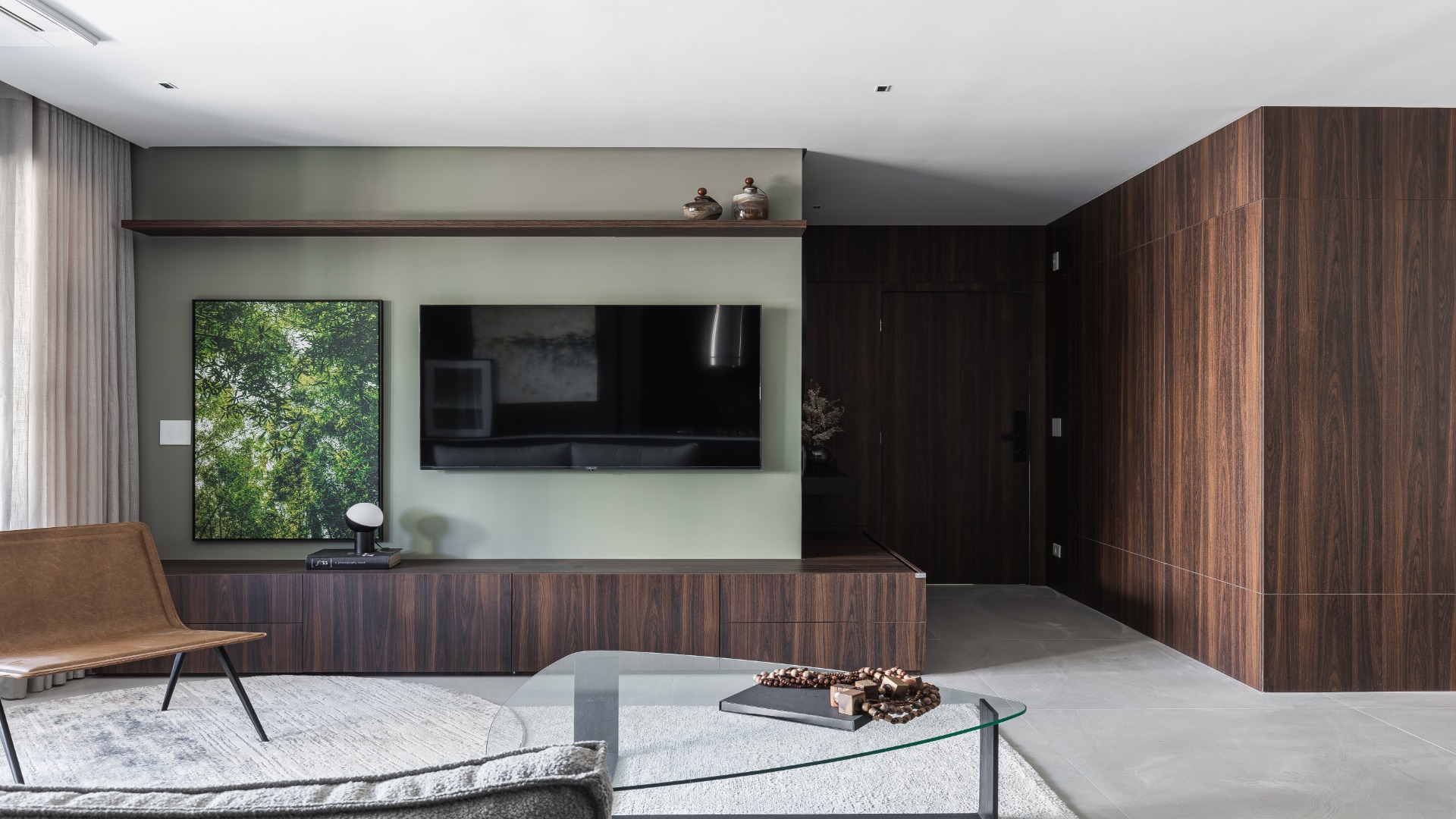APARTAMENTO COM 3 SUÍTES PRÓXIMO AO PARQUE BARIGUI