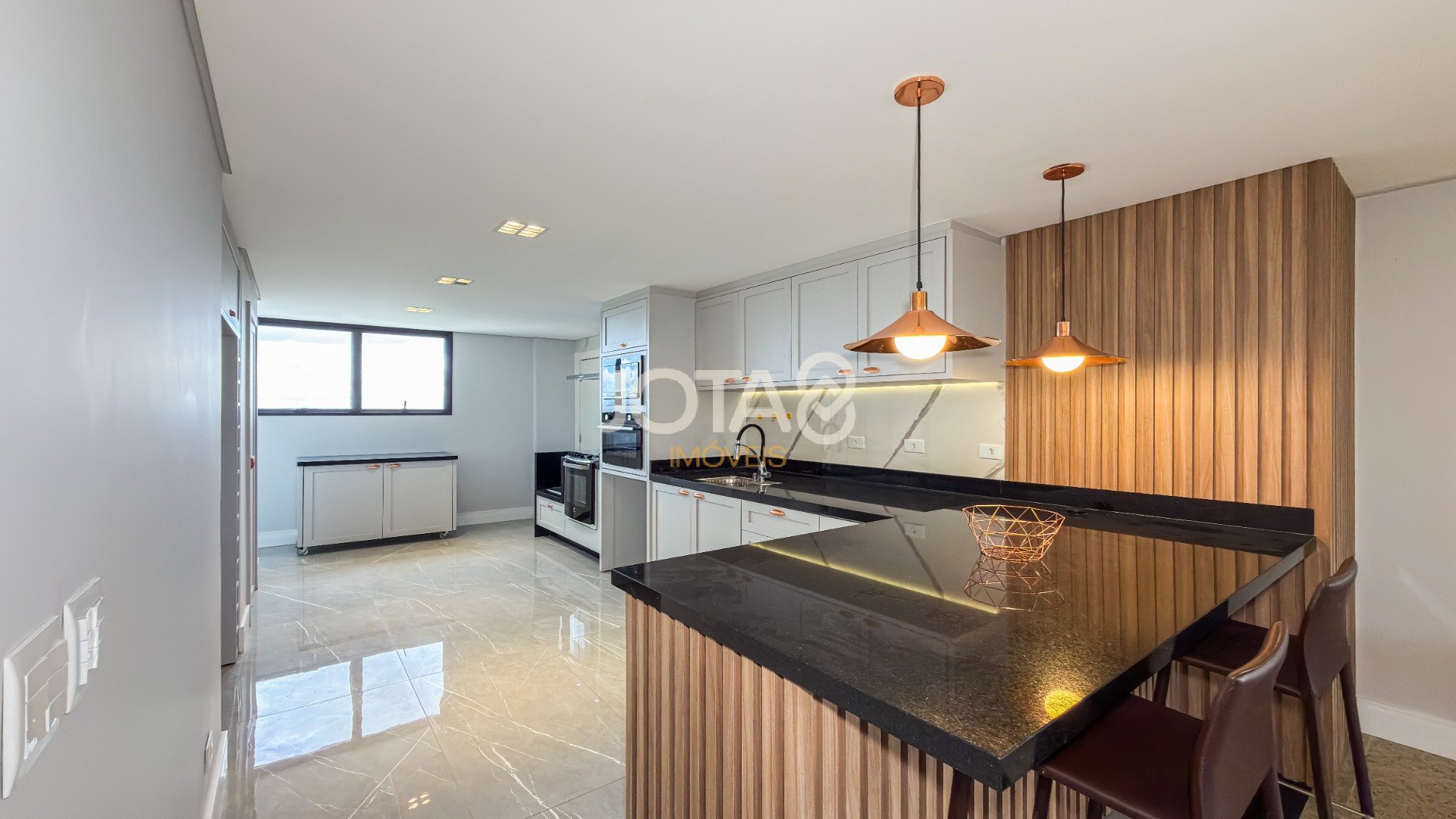 APTO EM ANDAR ALTO COM 3 SUÍTES E ÁREA COMPLETA DE LAZER NO ECOVILLE