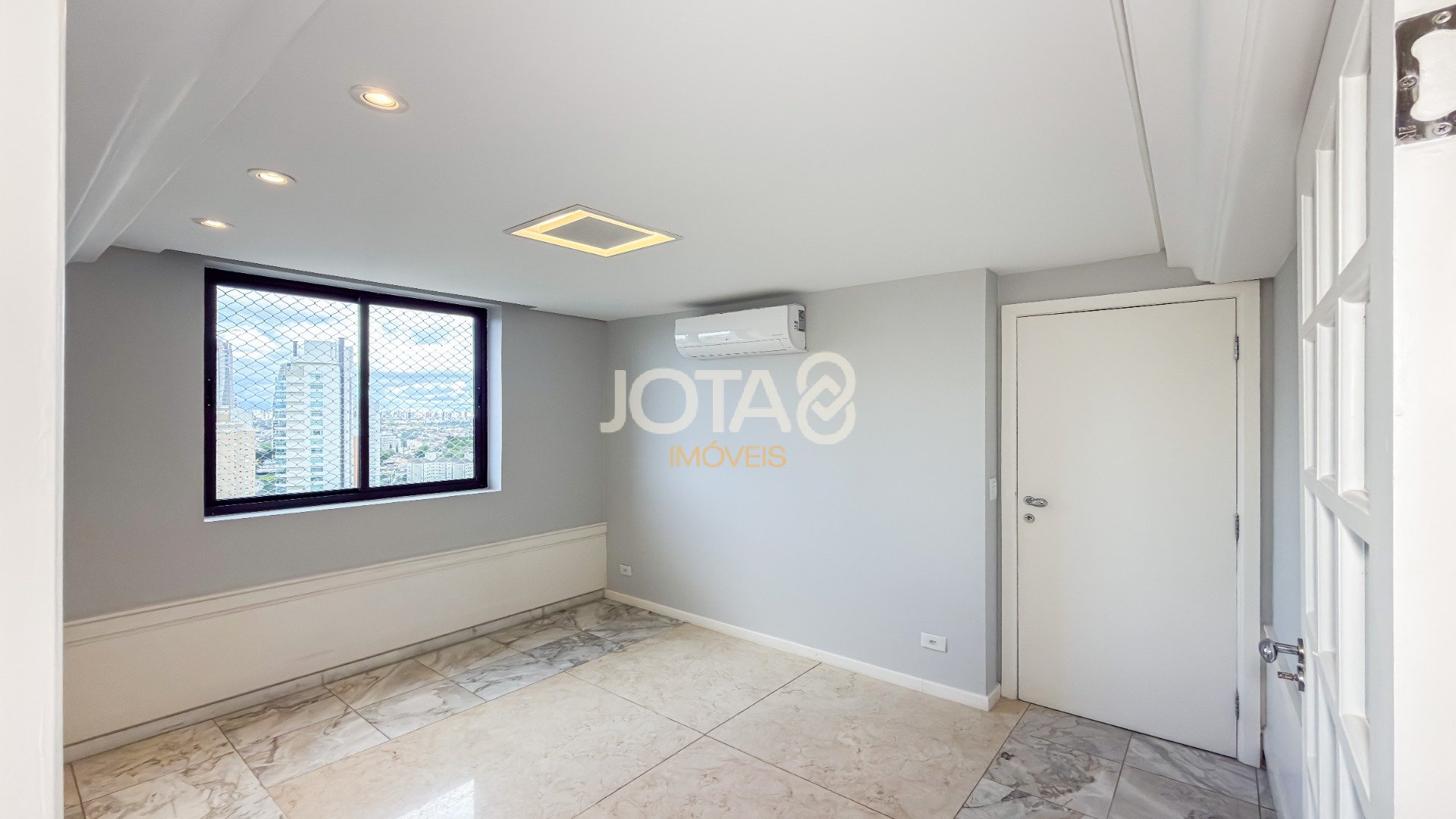 APTO EM ANDAR ALTO COM 3 SUÍTES E ÁREA COMPLETA DE LAZER NO ECOVILLE