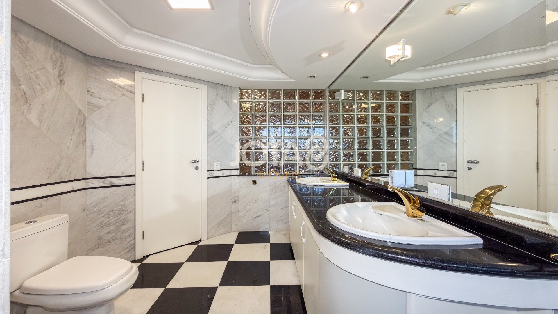 APTO EM ANDAR ALTO COM 3 SUÍTES E ÁREA COMPLETA DE LAZER NO ECOVILLE