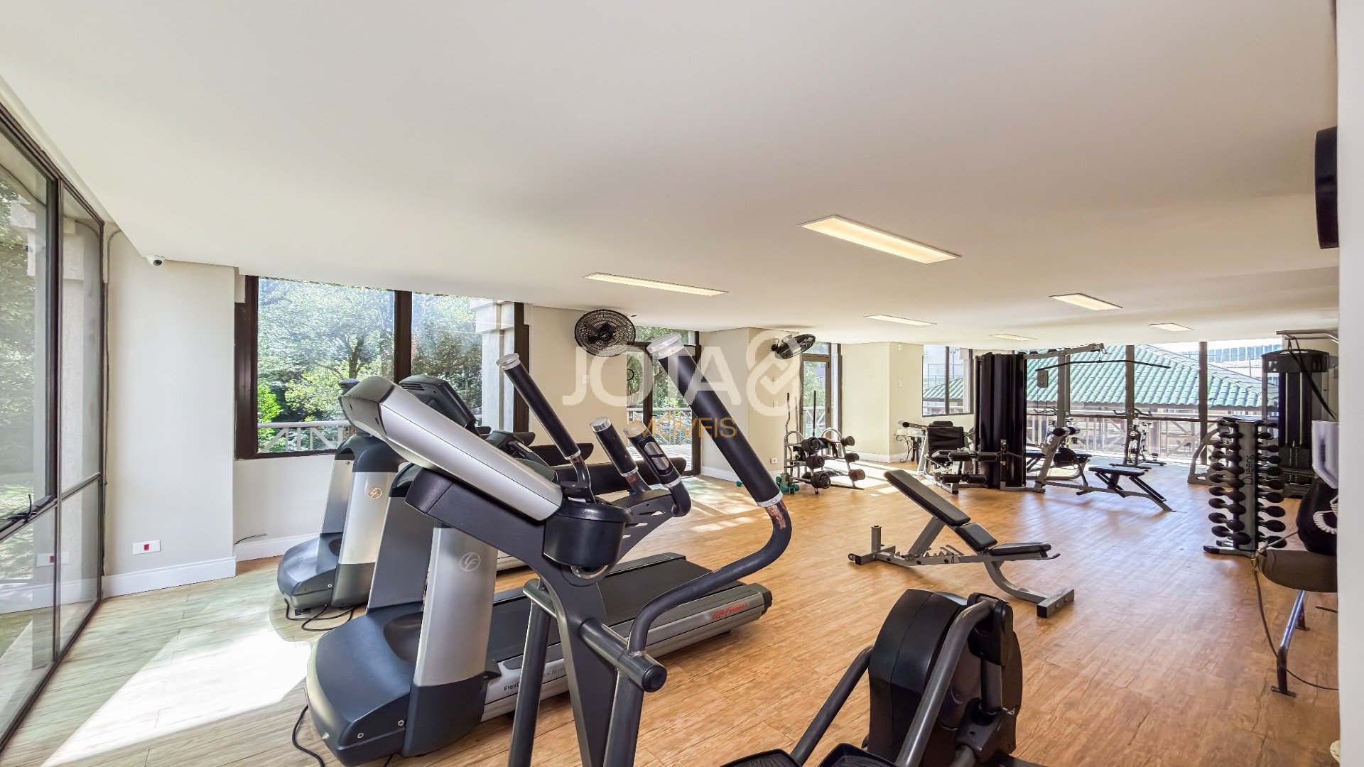 APTO EM ANDAR ALTO COM 3 SUÍTES E ÁREA COMPLETA DE LAZER NO ECOVILLE