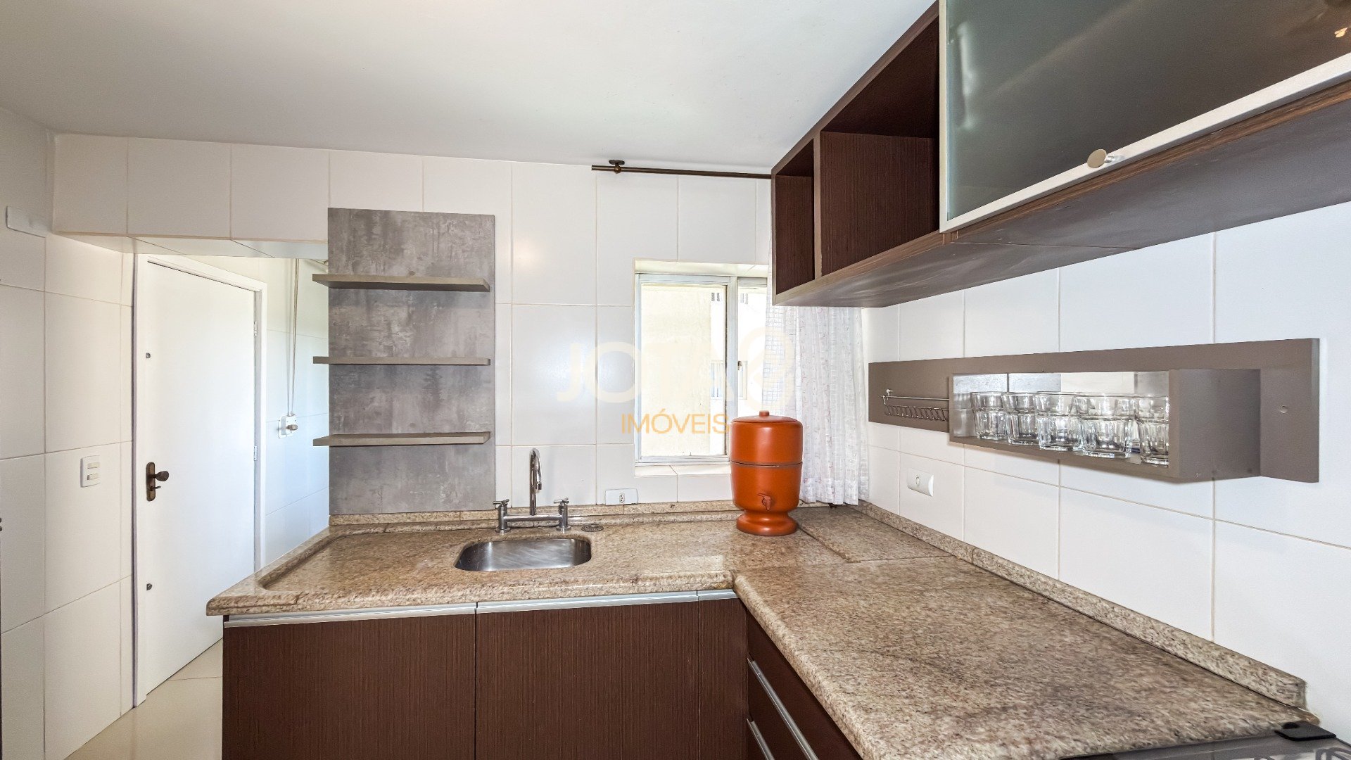 APARTAMENTO 2 QUARTOS NO BIGORRILHO