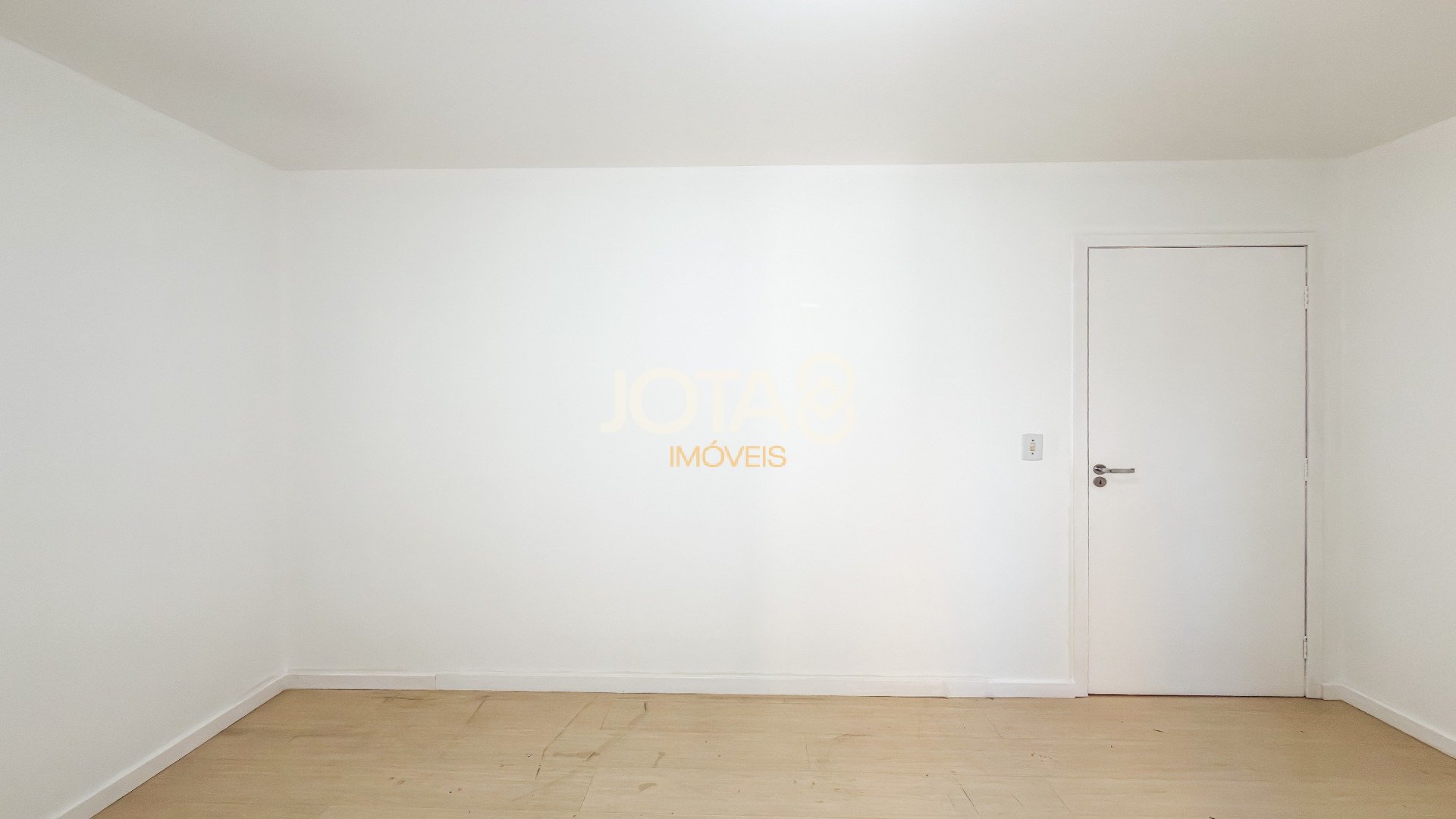 APARTAMENTO 2 QUARTOS NO BIGORRILHO