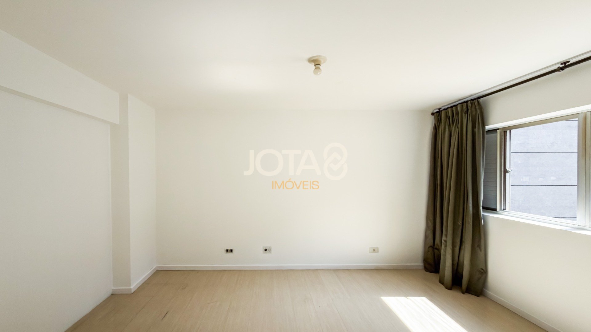 APARTAMENTO 2 QUARTOS NO BIGORRILHO