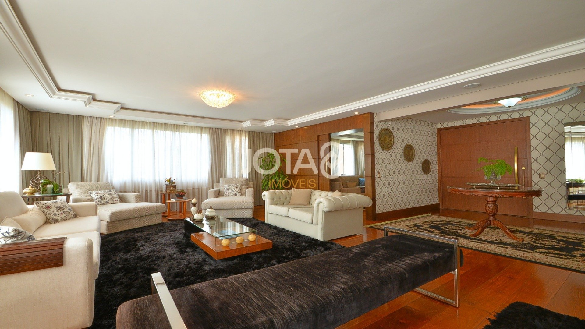 APARTAMENTO IMPECÁVEL NO BATEL SOHO 3 QUARTOS