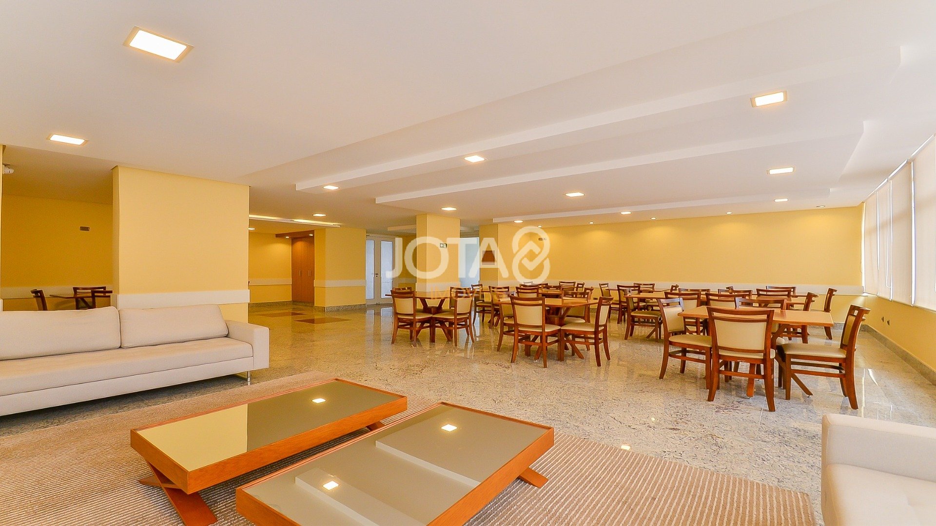 APARTAMENTO IMPECÁVEL NO BATEL SOHO 3 QUARTOS
