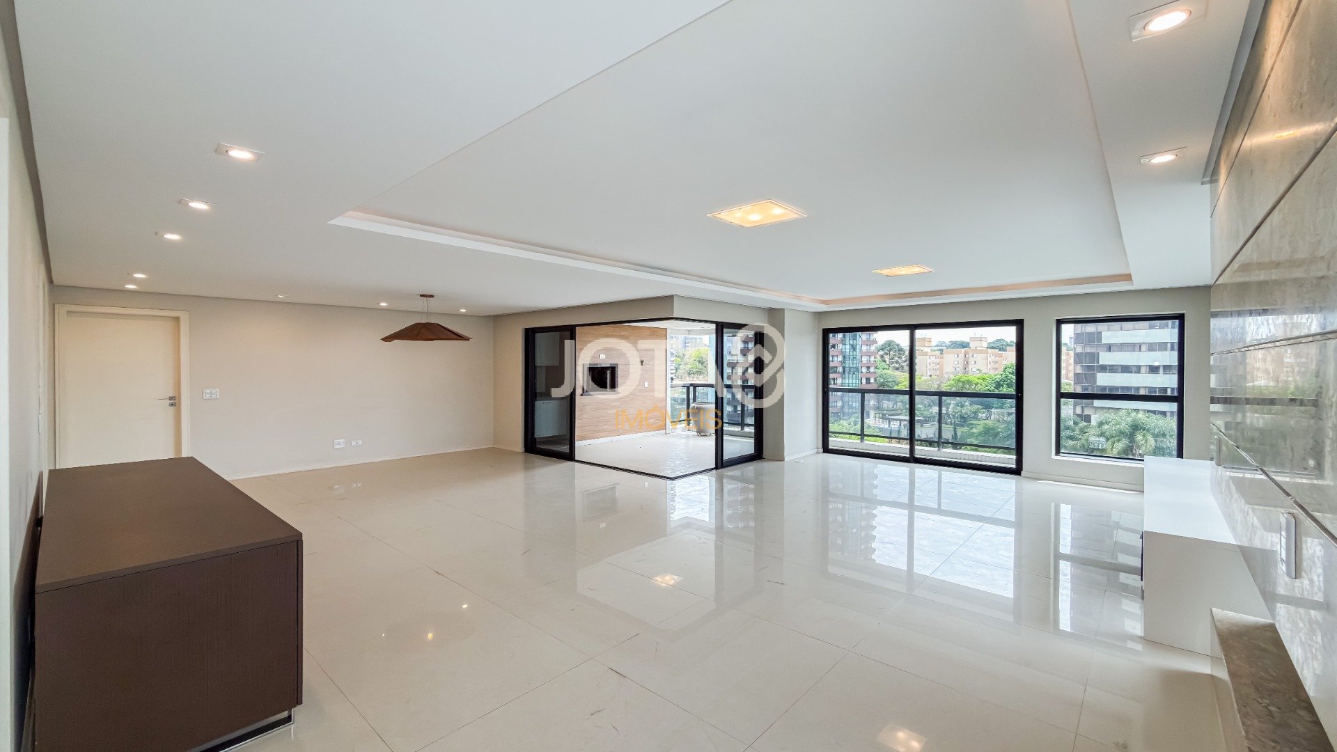 APARTAMENTO 4 QUARTOS  NO ECOVILLE EM CONDOMÍNIO CLUBE