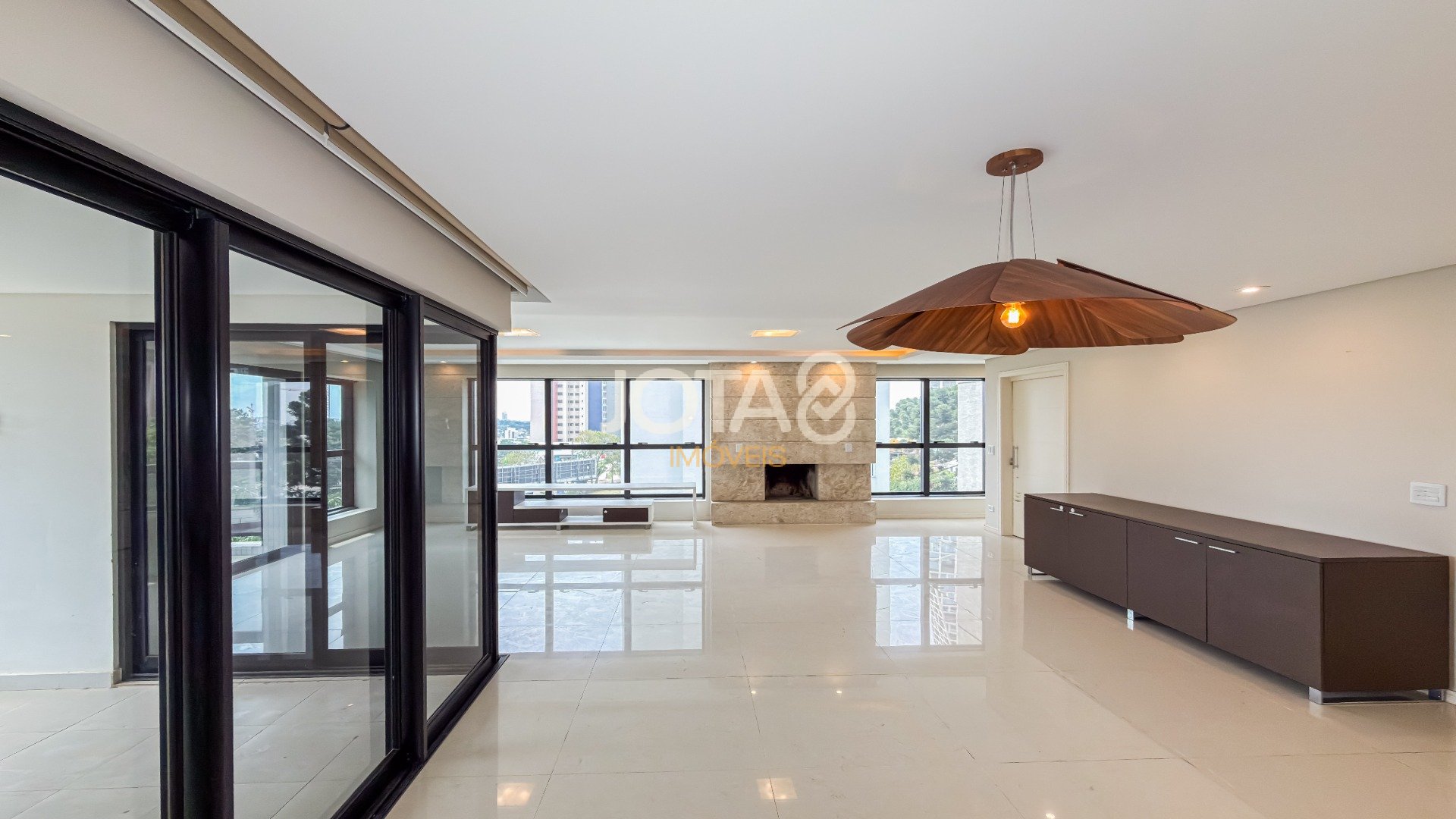 APARTAMENTO 4 QUARTOS  NO ECOVILLE EM CONDOMÍNIO CLUBE