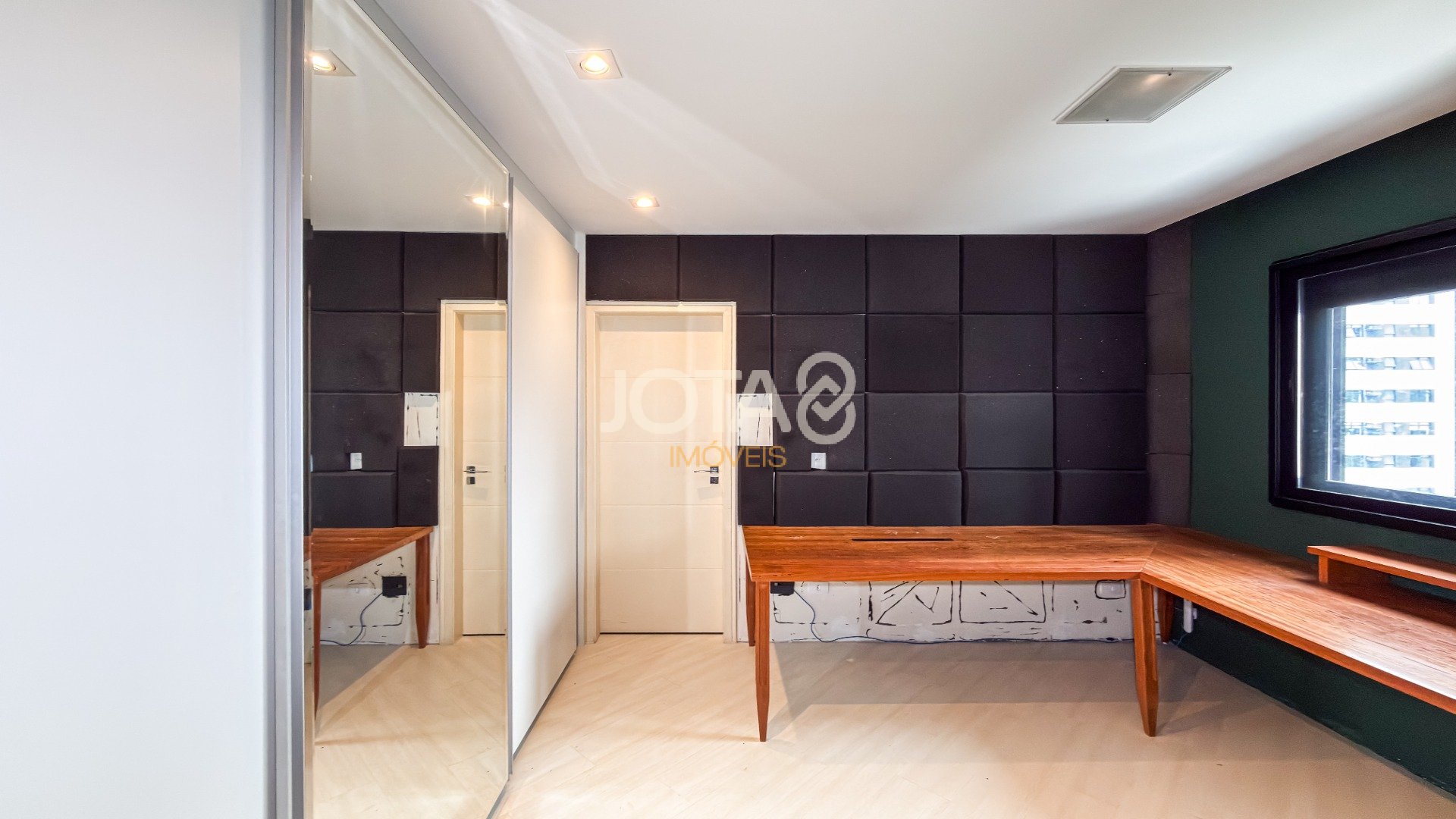 APARTAMENTO 4 QUARTOS  NO ECOVILLE EM CONDOMÍNIO CLUBE