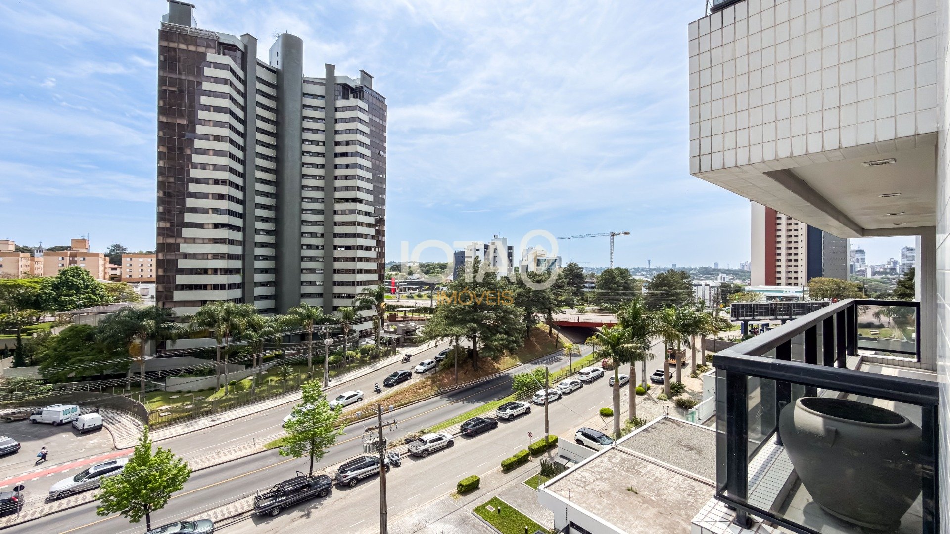 APARTAMENTO 4 QUARTOS  NO ECOVILLE EM CONDOMÍNIO CLUBE