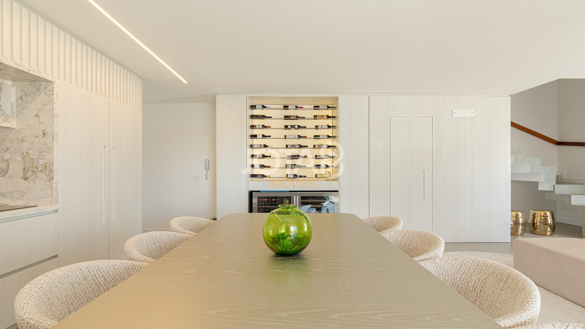 COBERTURA  PENT HOUSE COM 3 QUARTOS  E 2 VAGAS NO ECOVILLE