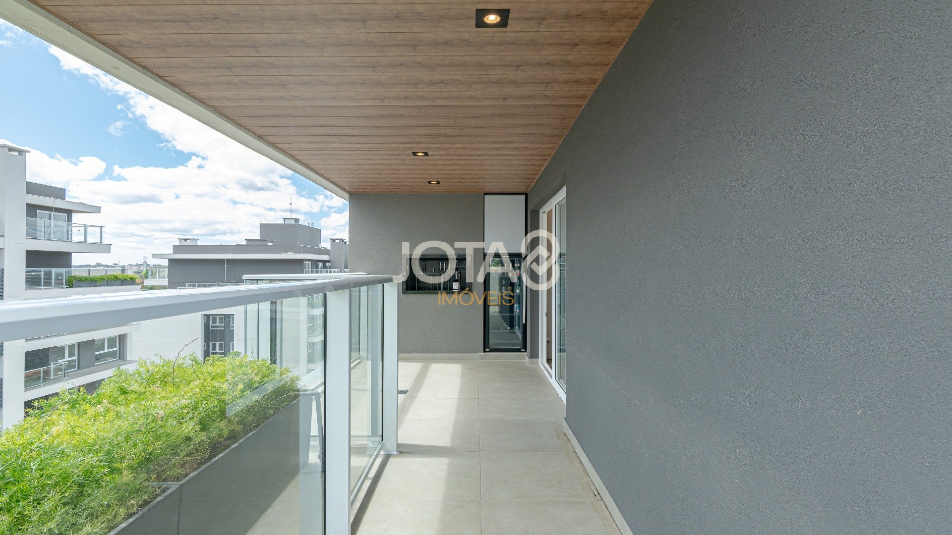 COBERTURA  PENT HOUSE COM 3 QUARTOS  E 2 VAGAS NO ECOVILLE