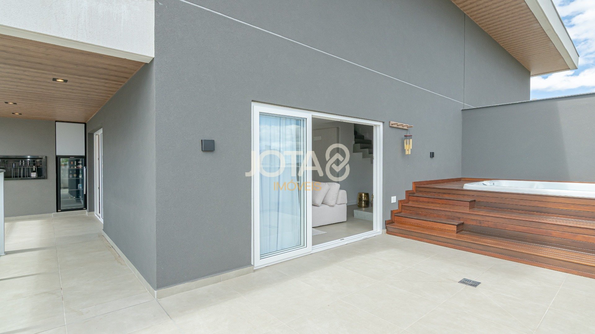 COBERTURA  PENT HOUSE COM 3 QUARTOS  E 2 VAGAS NO ECOVILLE