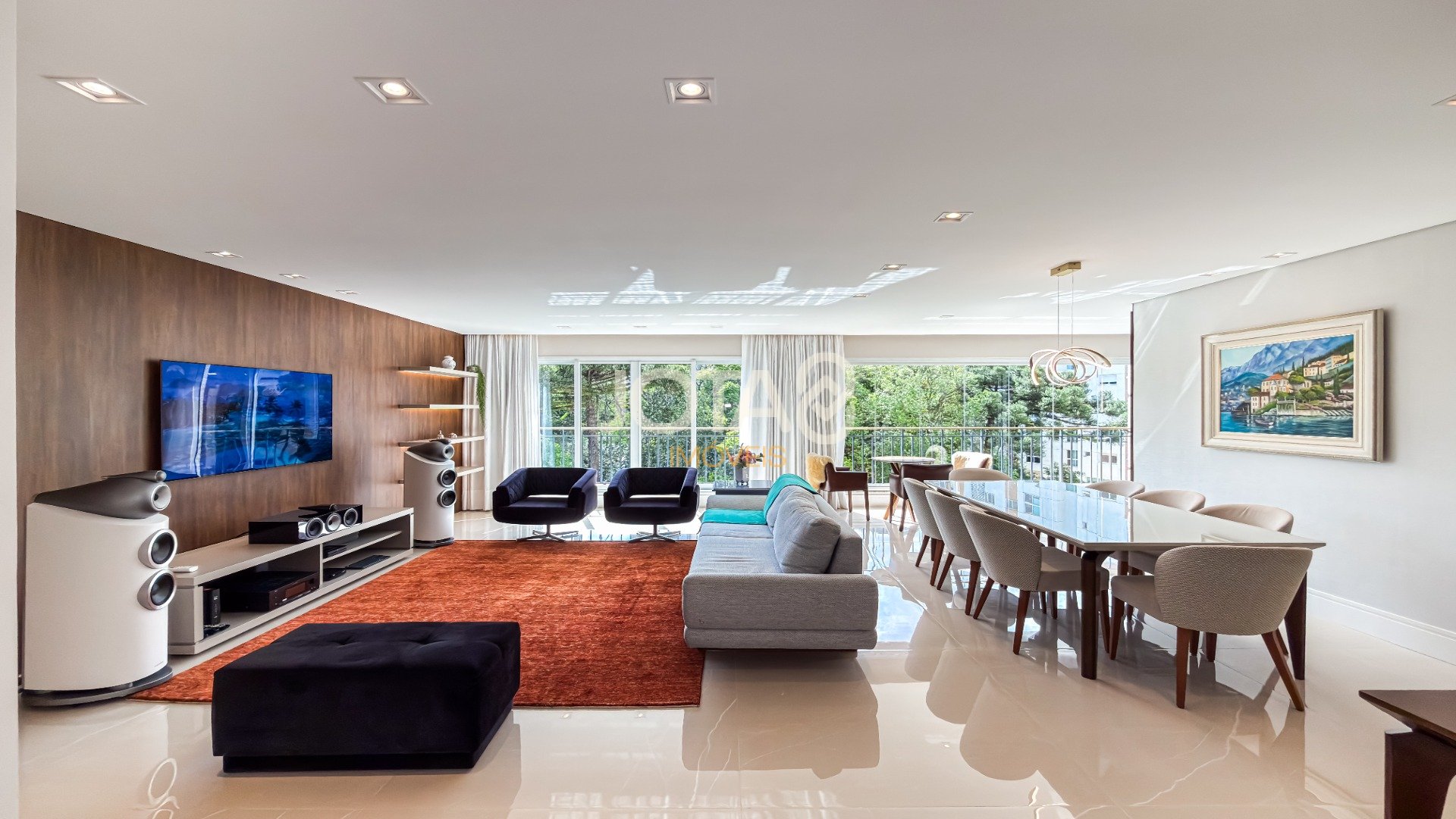 BELÍSSIMO APARTAMENTO MOBILIADO EM CONDOMINIO CLUBE