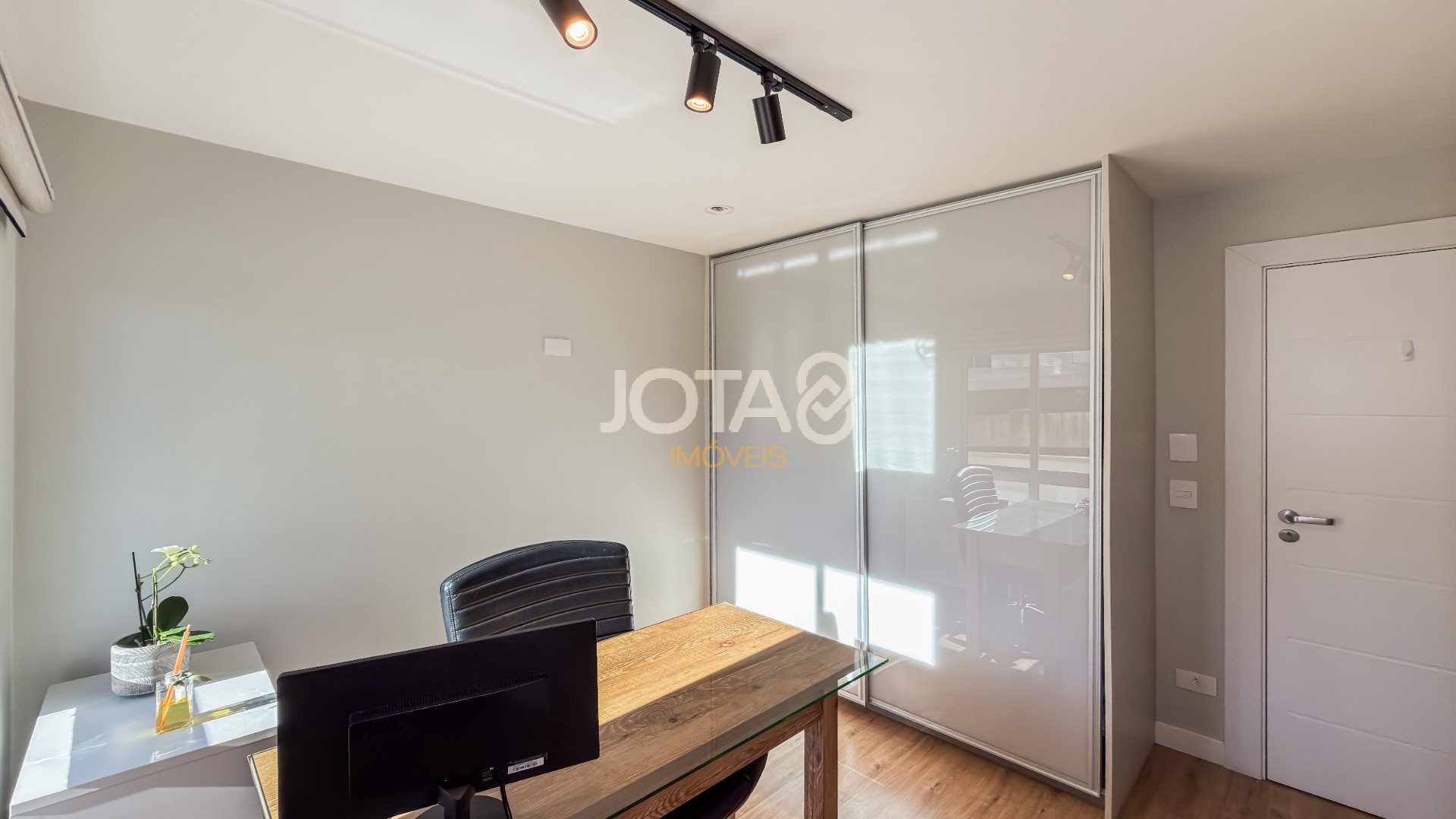 APARTAMENTO 2 QUARTOS 1 VAGA FLEXCITY JUVEVÊ