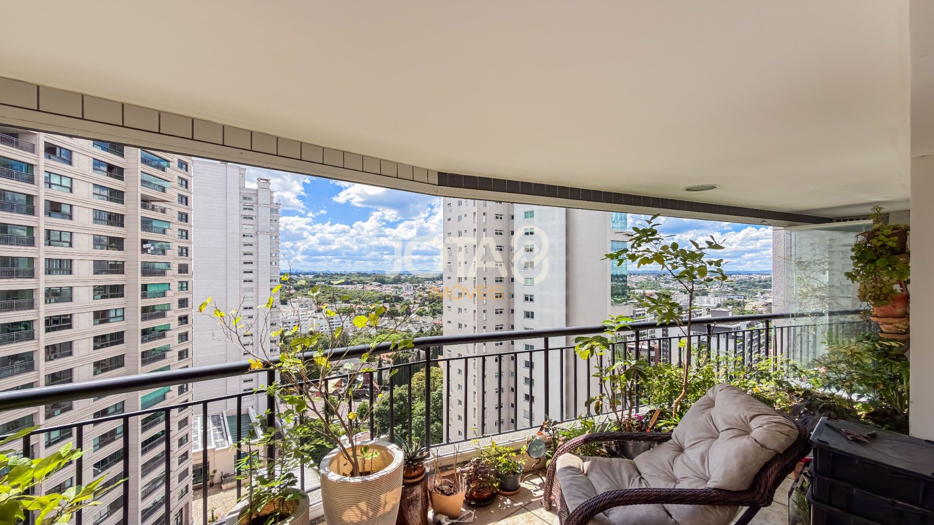 APARTAMENTO 3 QUARTOS 2 VAGAS NO ECOVILLE