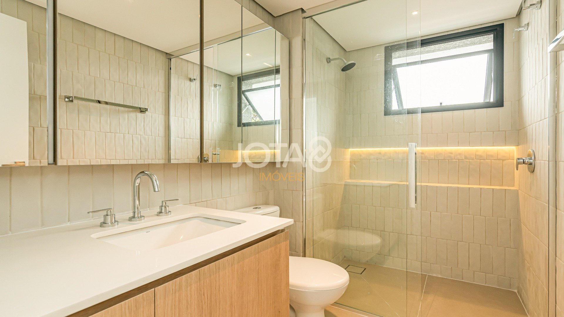 2 QUARTOS FACE NORTE NO JUVEVÊ