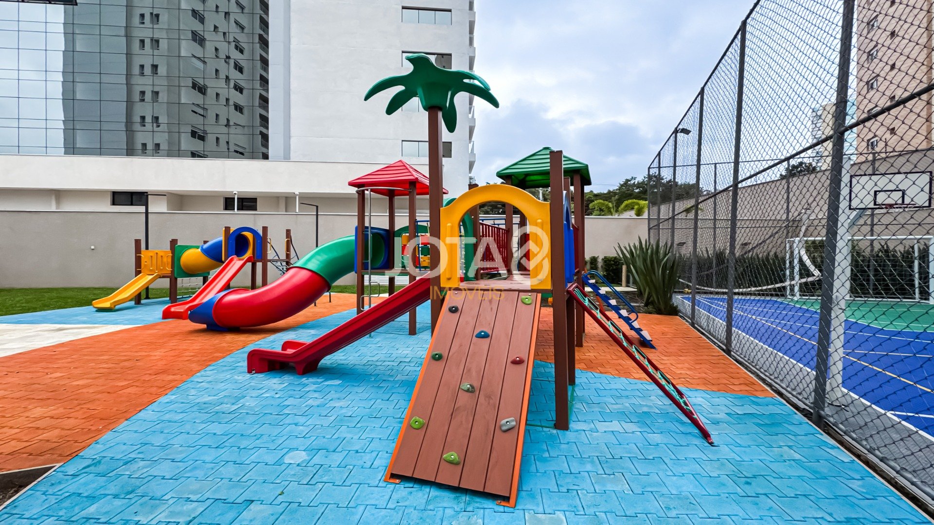 APARTAMENTO 4 SUÍTES NO LANDSCAPE ECOVILLE