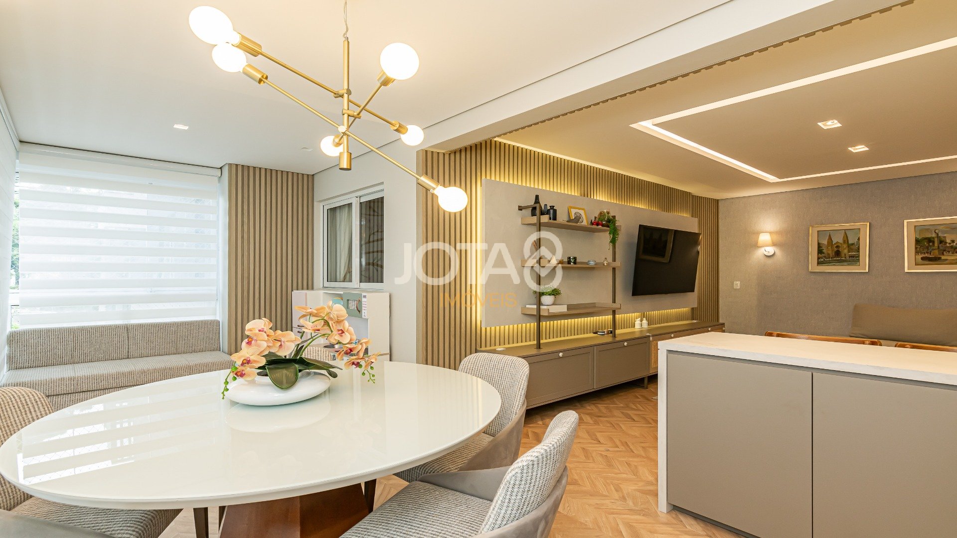 APARAMENTO COM 3 QUARTOS E 2 VAGAS NA VILA IZABEL