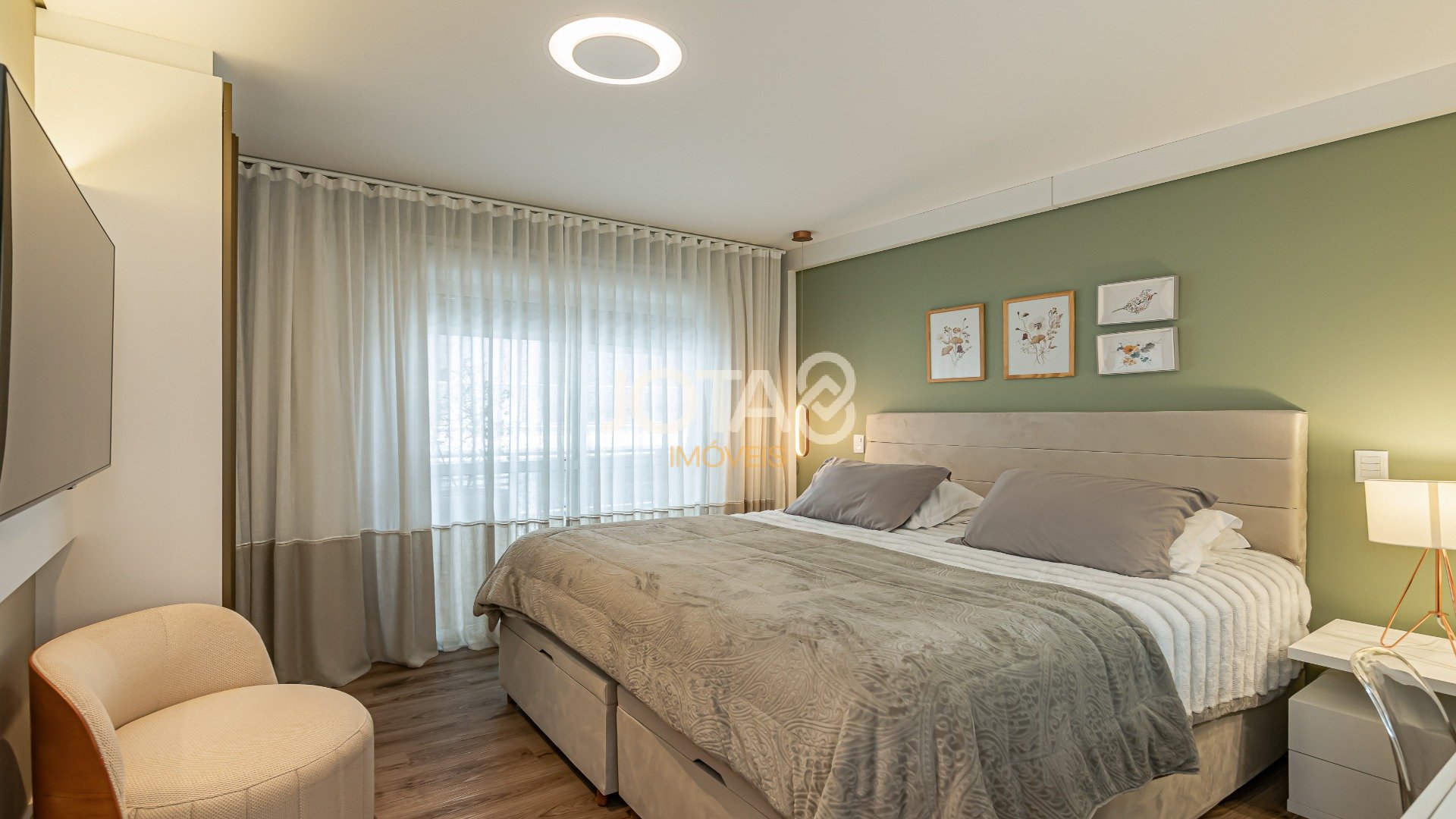 APARAMENTO COM 3 QUARTOS E 2 VAGAS NA VILA IZABEL