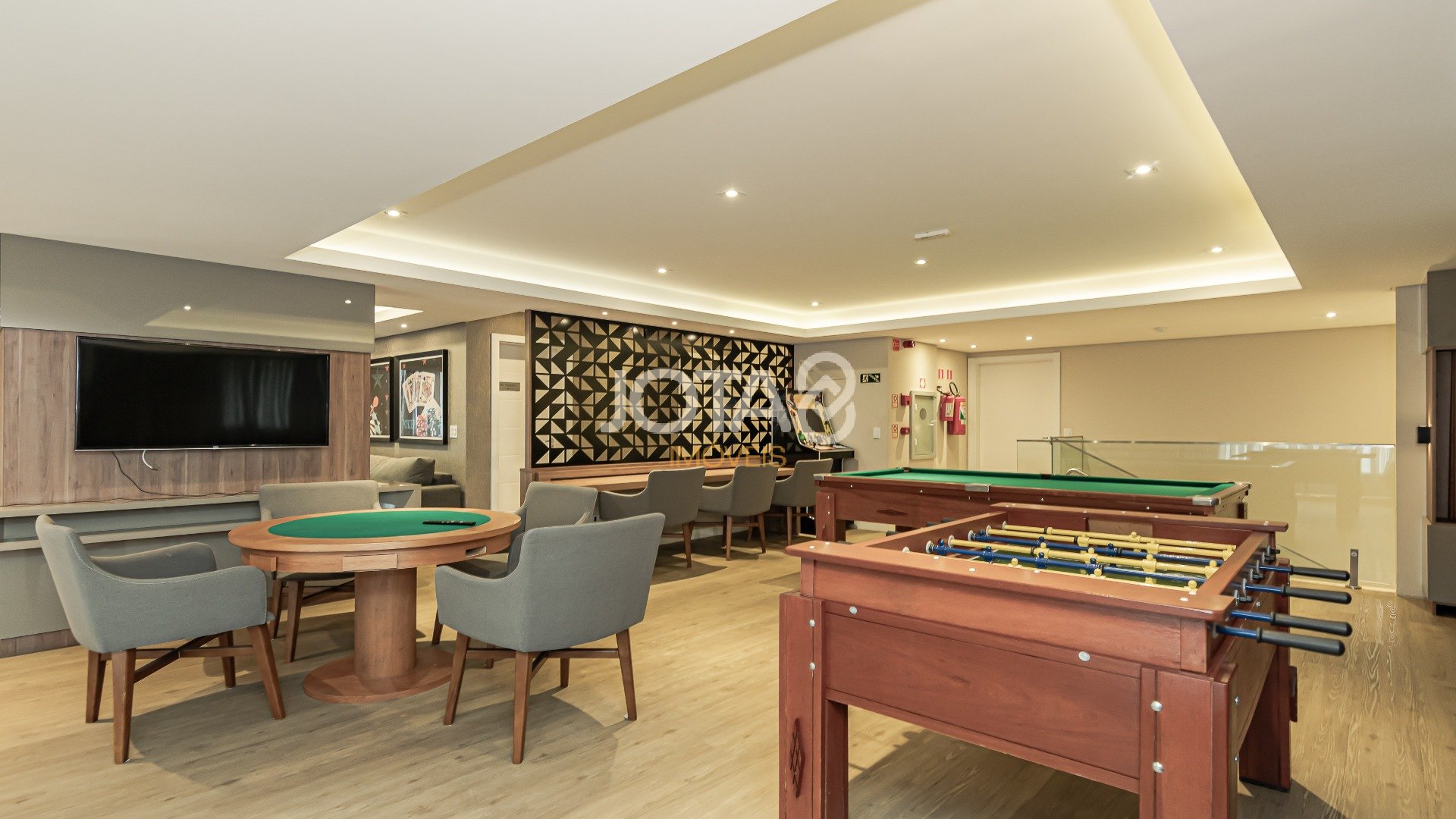 APARAMENTO COM 3 QUARTOS E 2 VAGAS NA VILA IZABEL