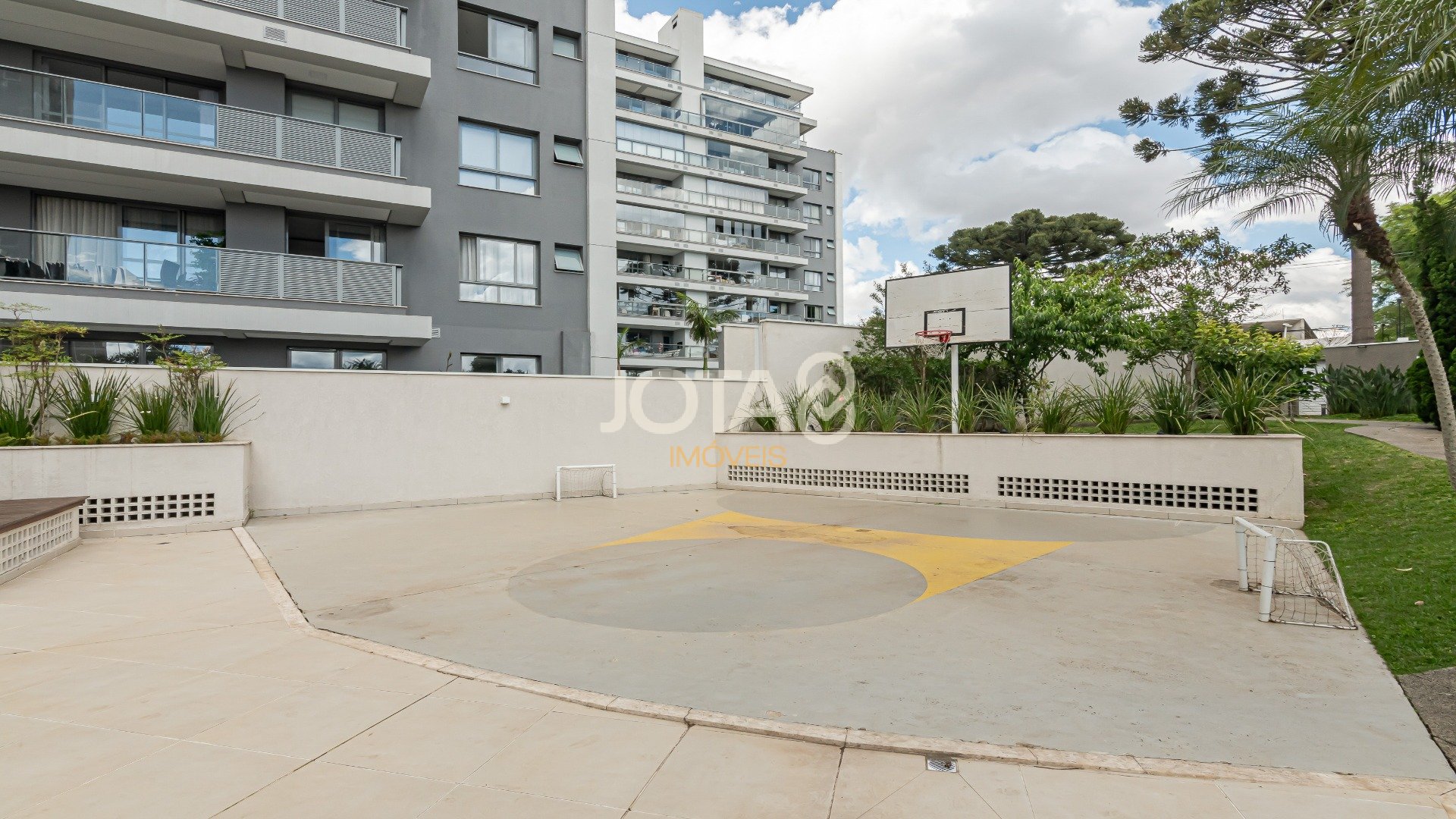 APARAMENTO COM 3 QUARTOS E 2 VAGAS NA VILA IZABEL