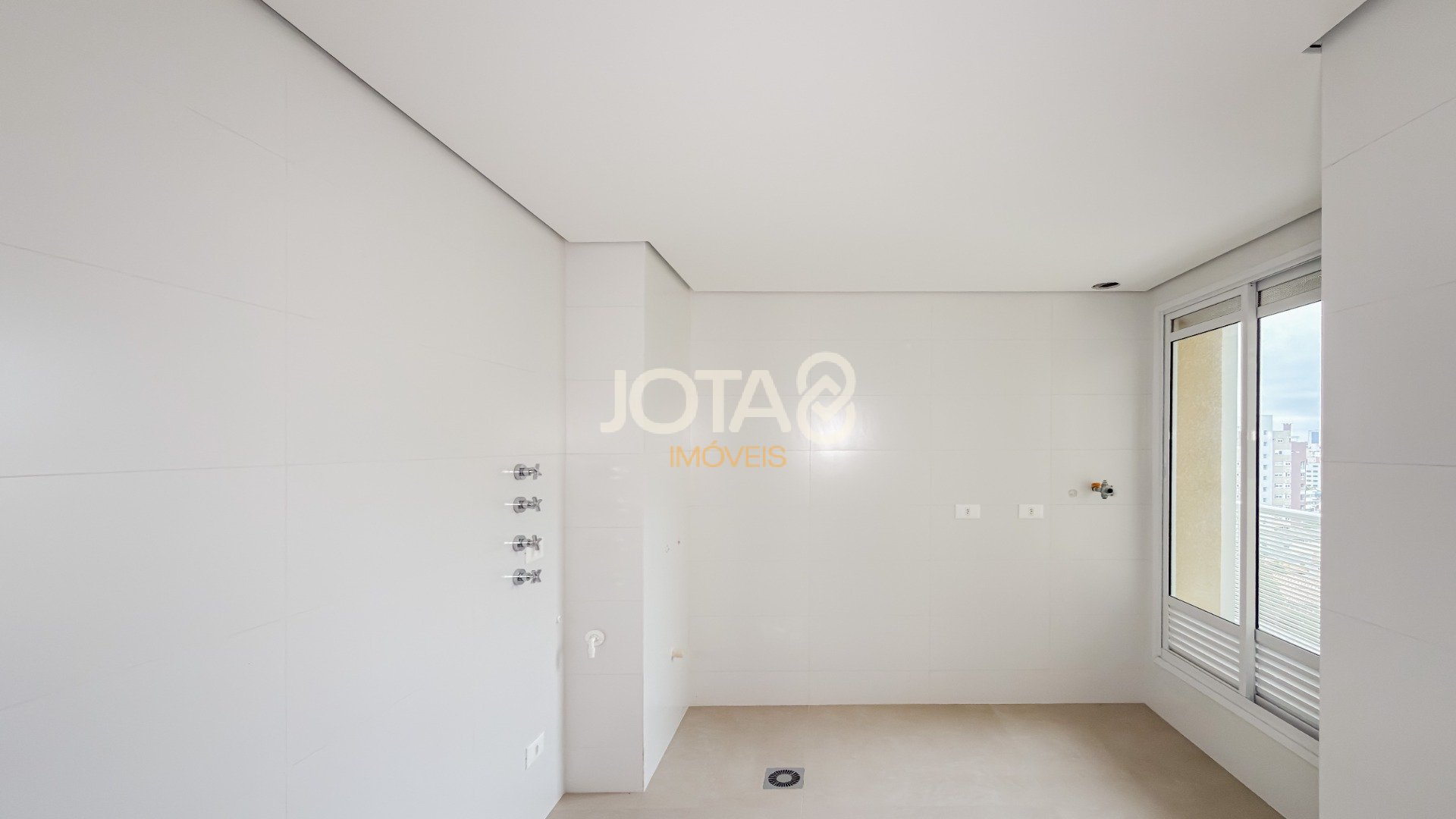 REVENDA APARTAMENTO 03 SUÍTES E 03 VAGAS NO JUVEVÊ