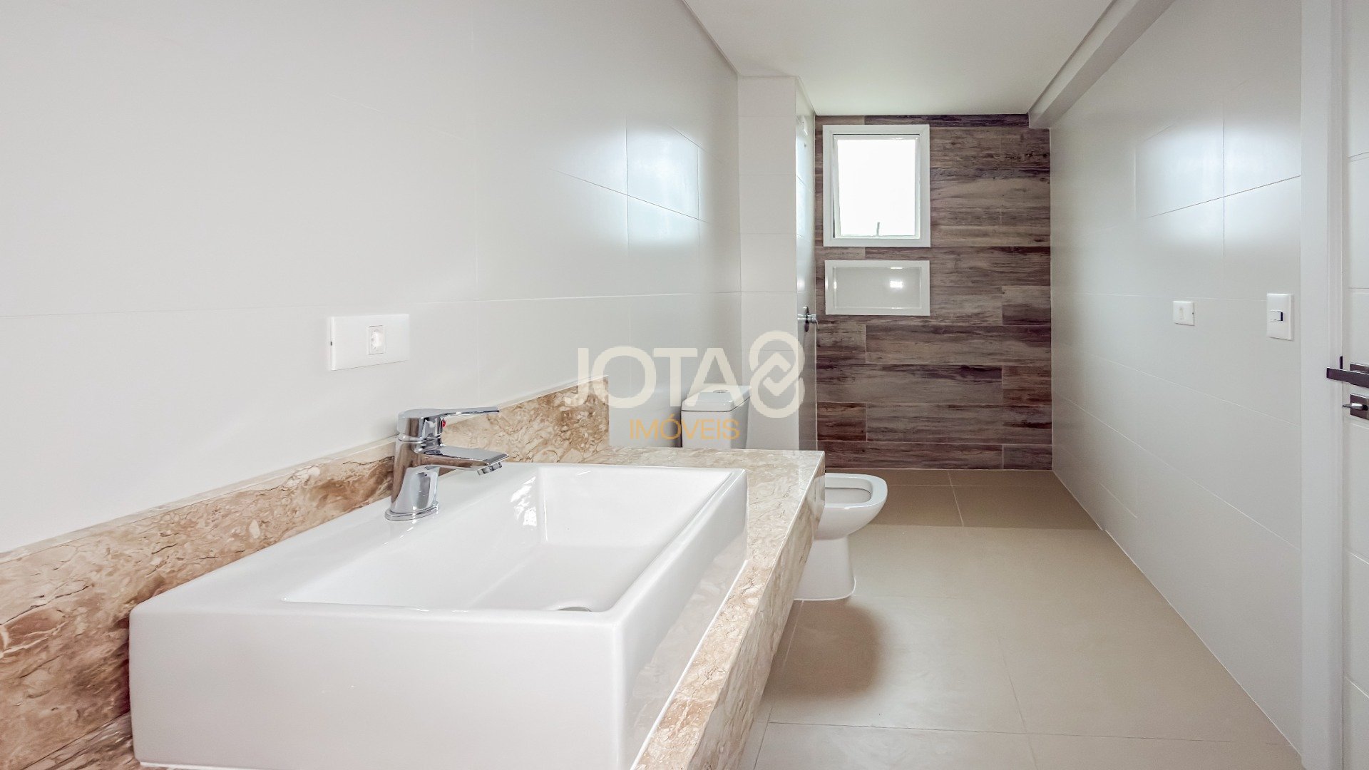 REVENDA APARTAMENTO 03 SUÍTES E 03 VAGAS NO JUVEVÊ