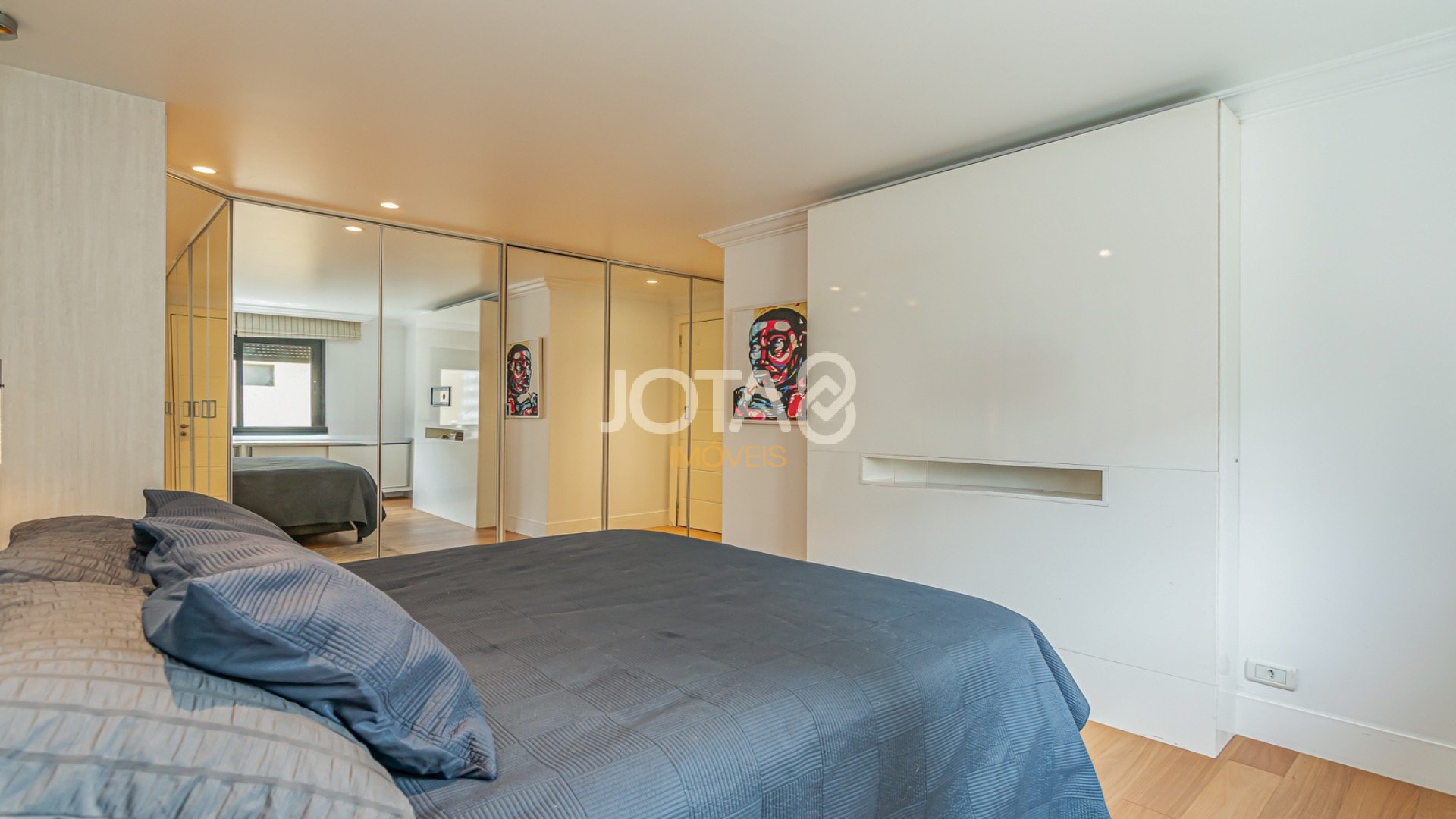 REFORMA DE ALTO PADRÃO E LOCALIZAÇÃO NOBRE NO BATEL