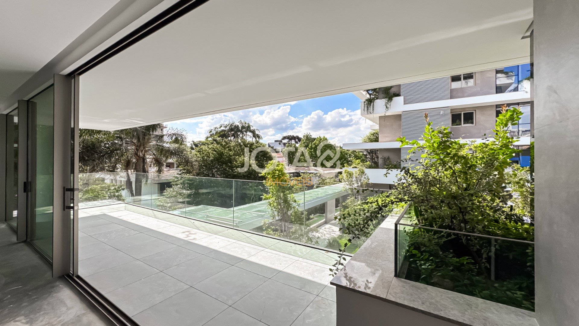 APARTAMENTO NOVO NO BATEL - REVENDA HANAMI