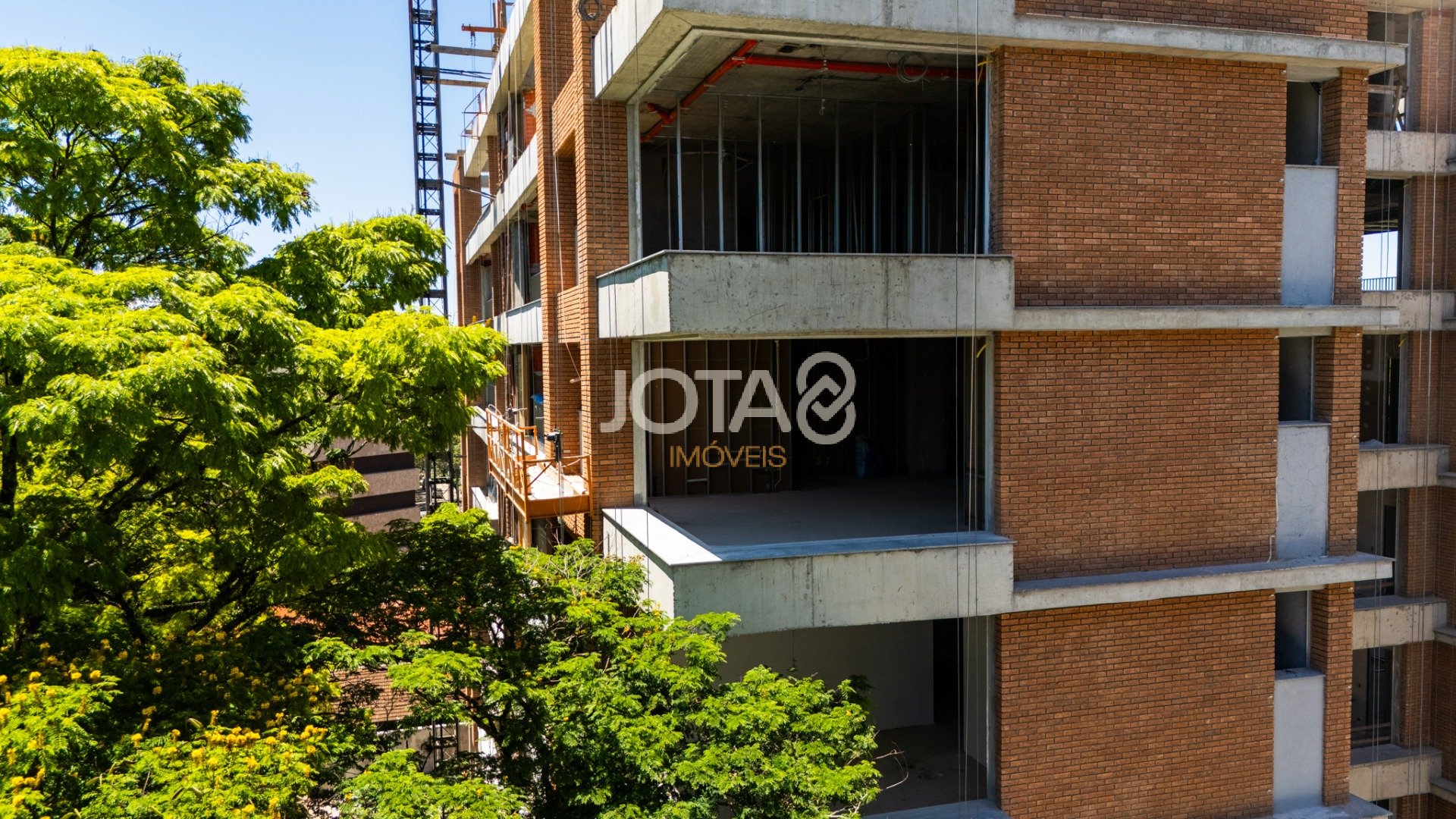 APARTAMENTO DE 255M² COM 4 VAGAS NO AMIRA CABRAL - ENTREGA 2026.