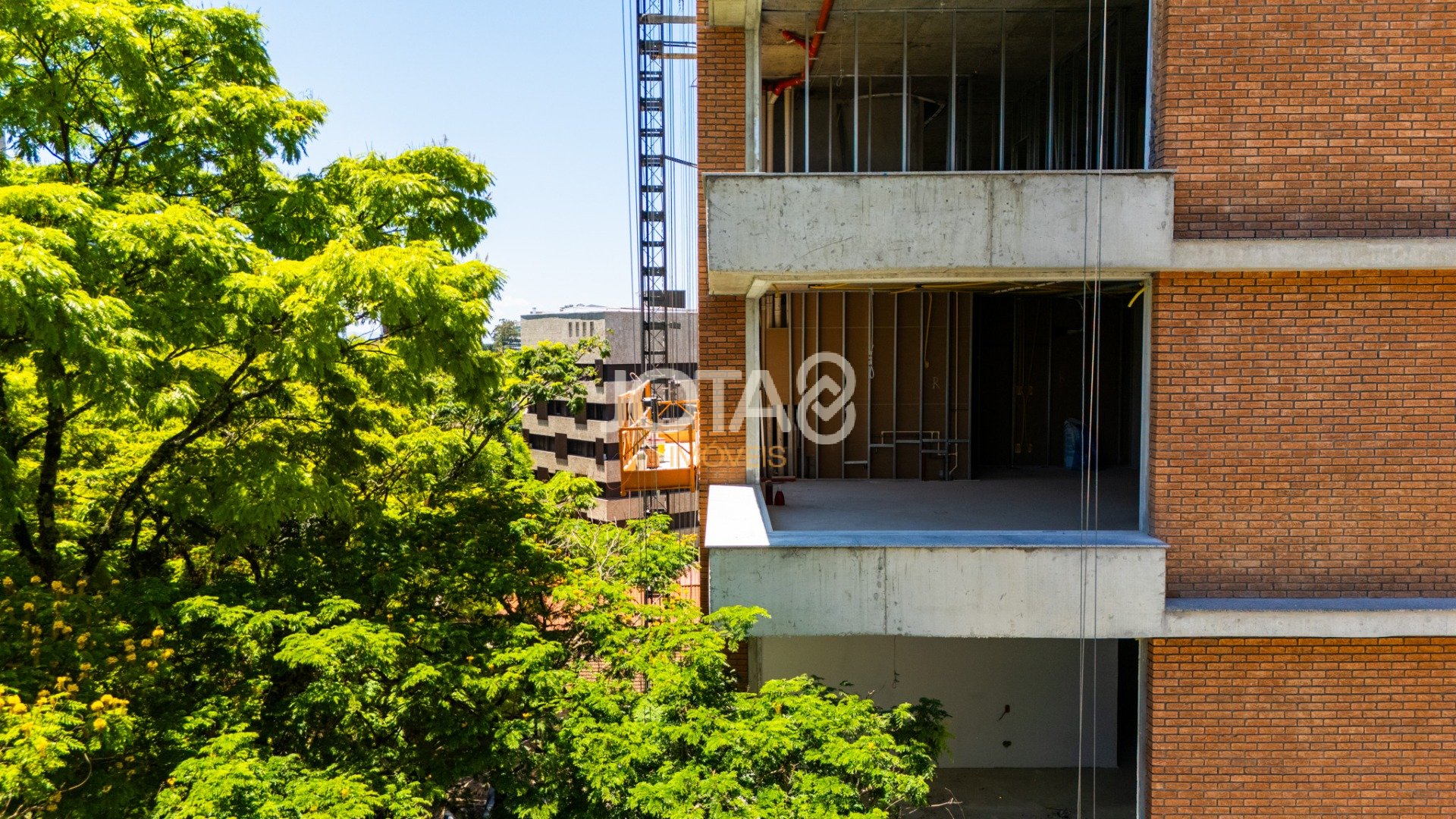 APARTAMENTO DE 255M² COM 4 VAGAS NO AMIRA CABRAL - ENTREGA 2026.