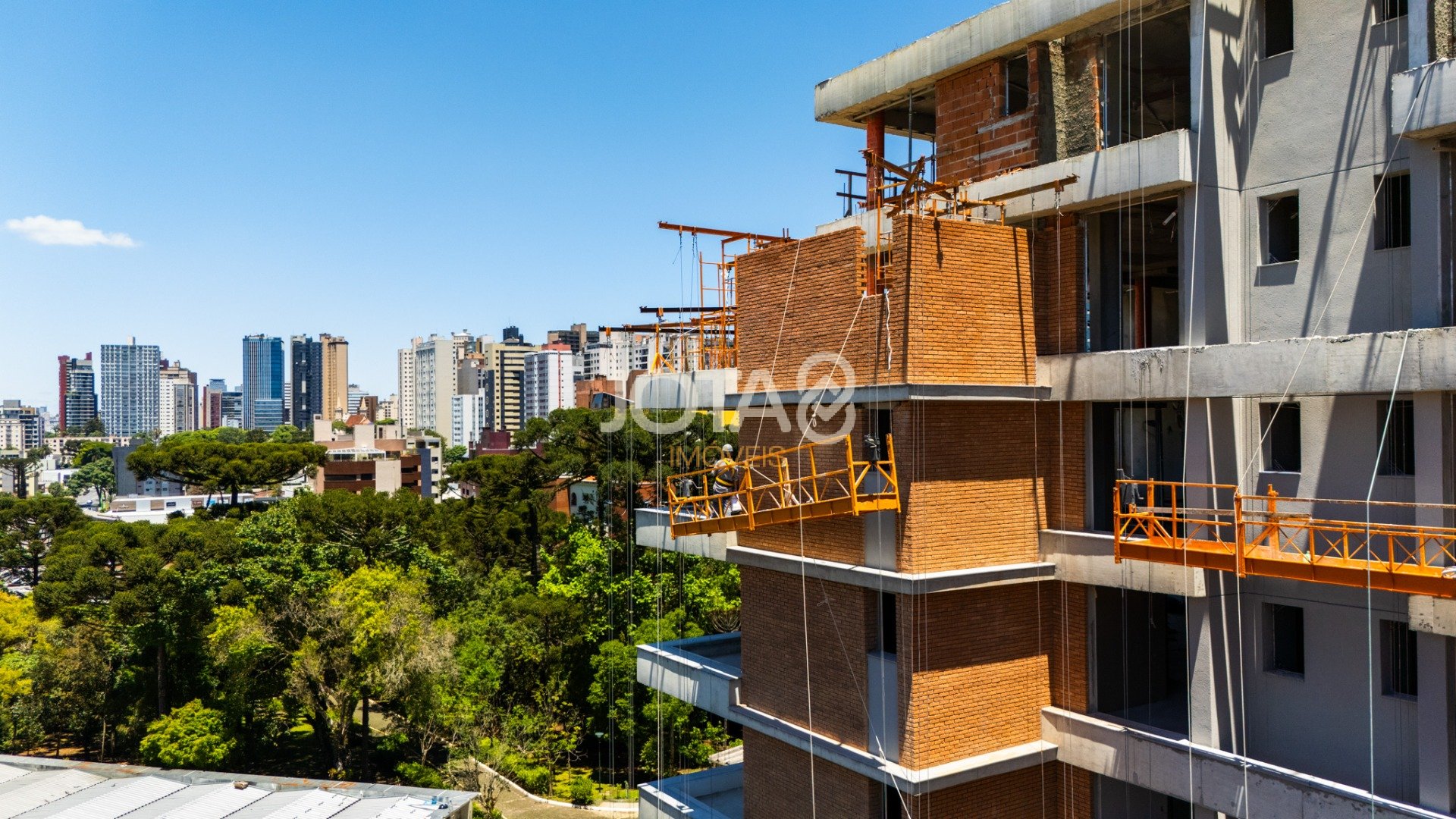 APARTAMENTO DE 255M² COM 4 VAGAS NO AMIRA CABRAL - ENTREGA 2026.