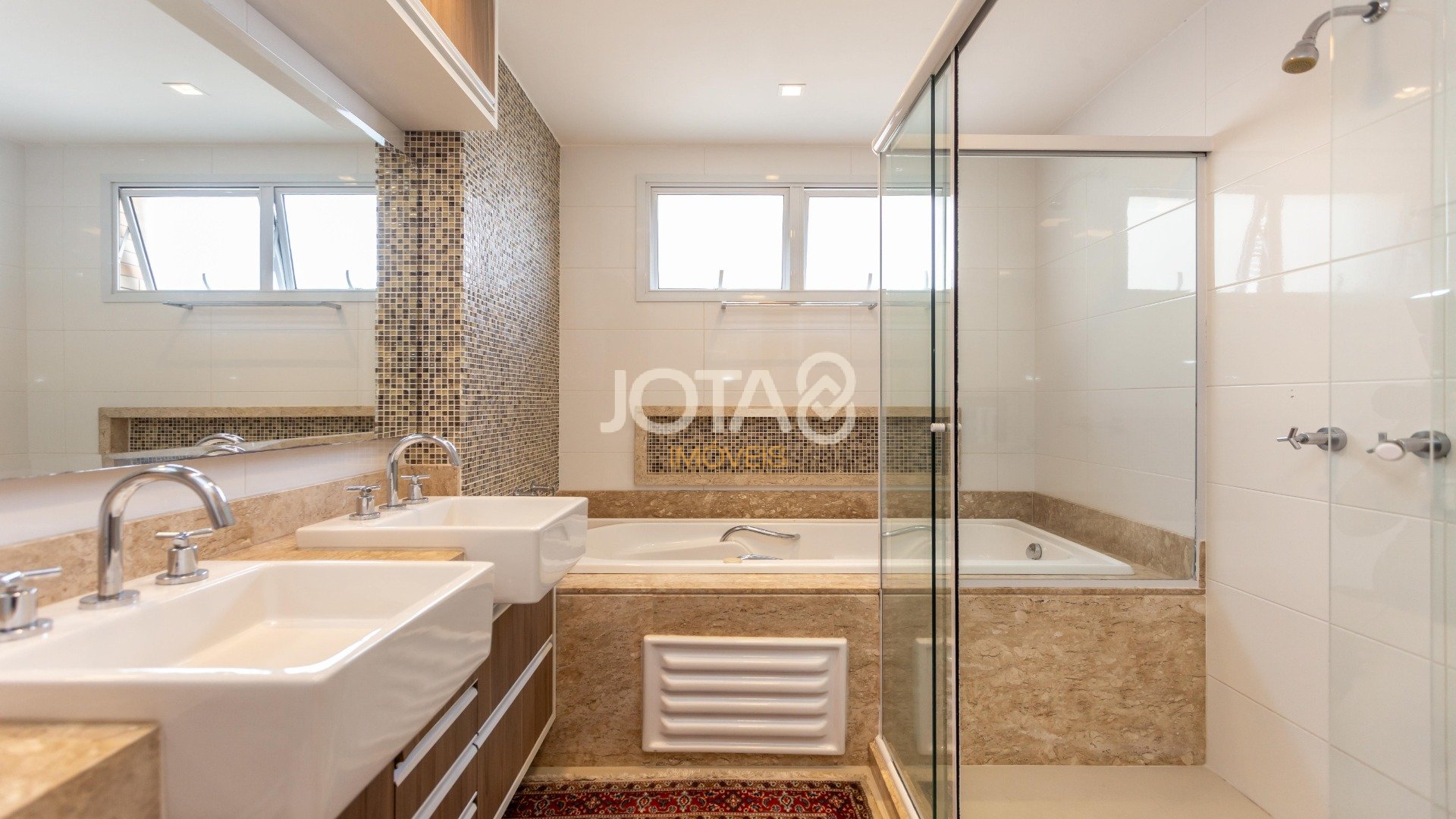 ACQUARELLE COM 3 SUÍTES NO ECOVILLE