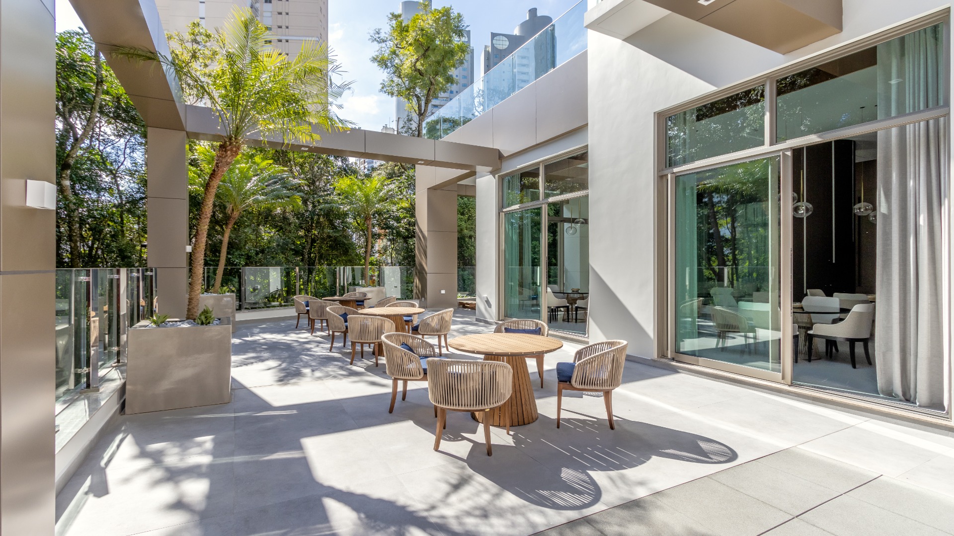 APARTAMENTOS DE 3 OU 4 SUÍTES PRONTOS PARA MORAR