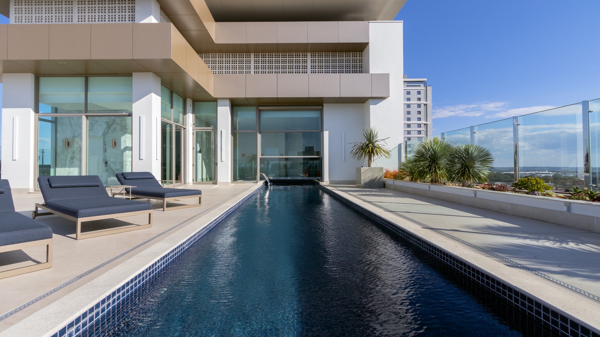 APARTAMENTOS DE 3 OU 4 SUÍTES PRONTOS PARA MORAR