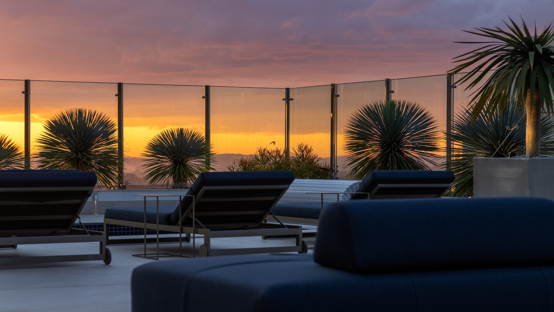 APARTAMENTOS DE 3 OU 4 SUÍTES PRONTOS PARA MORAR