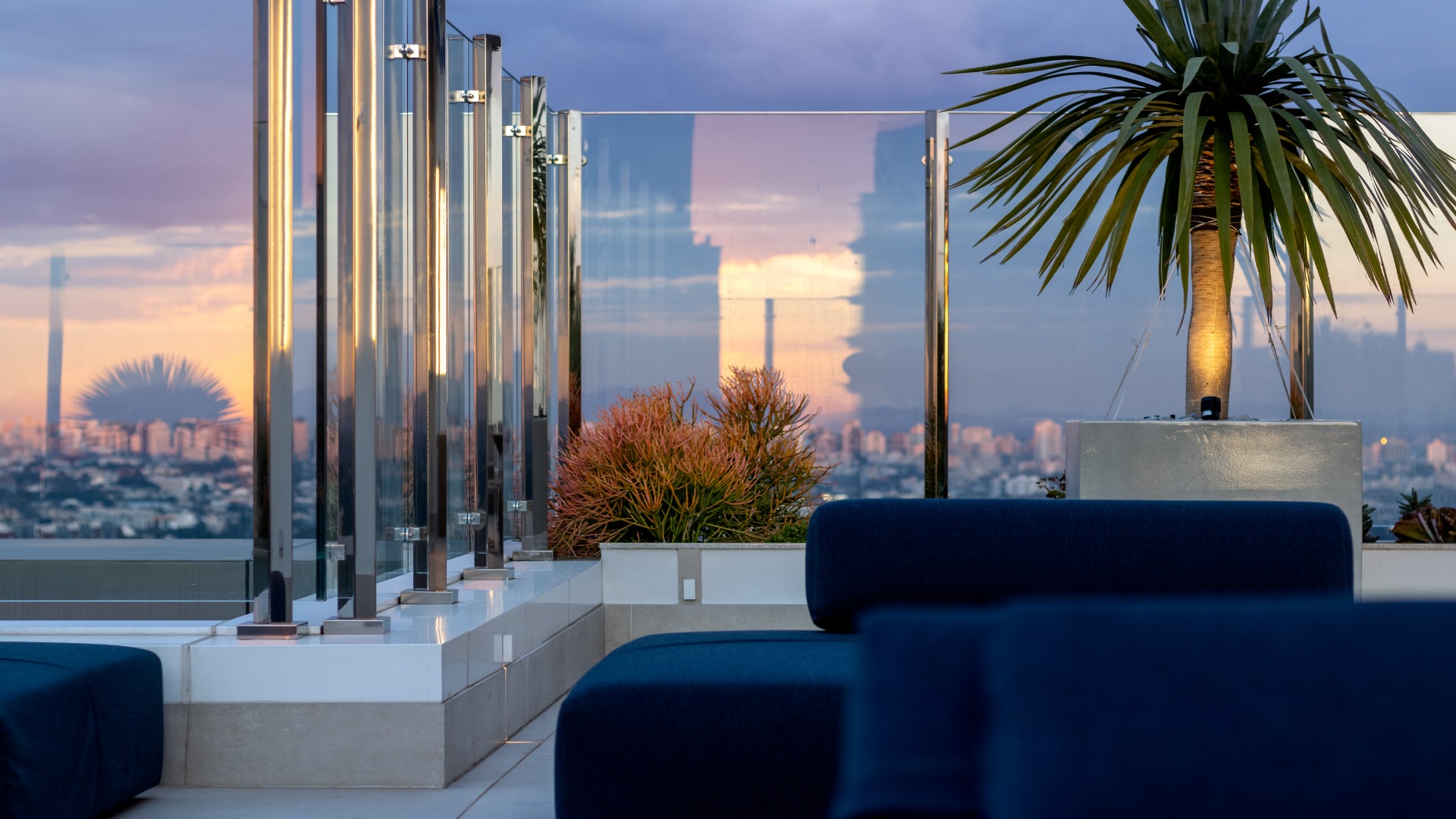 APARTAMENTOS DE 3 OU 4 SUÍTES PRONTOS PARA MORAR