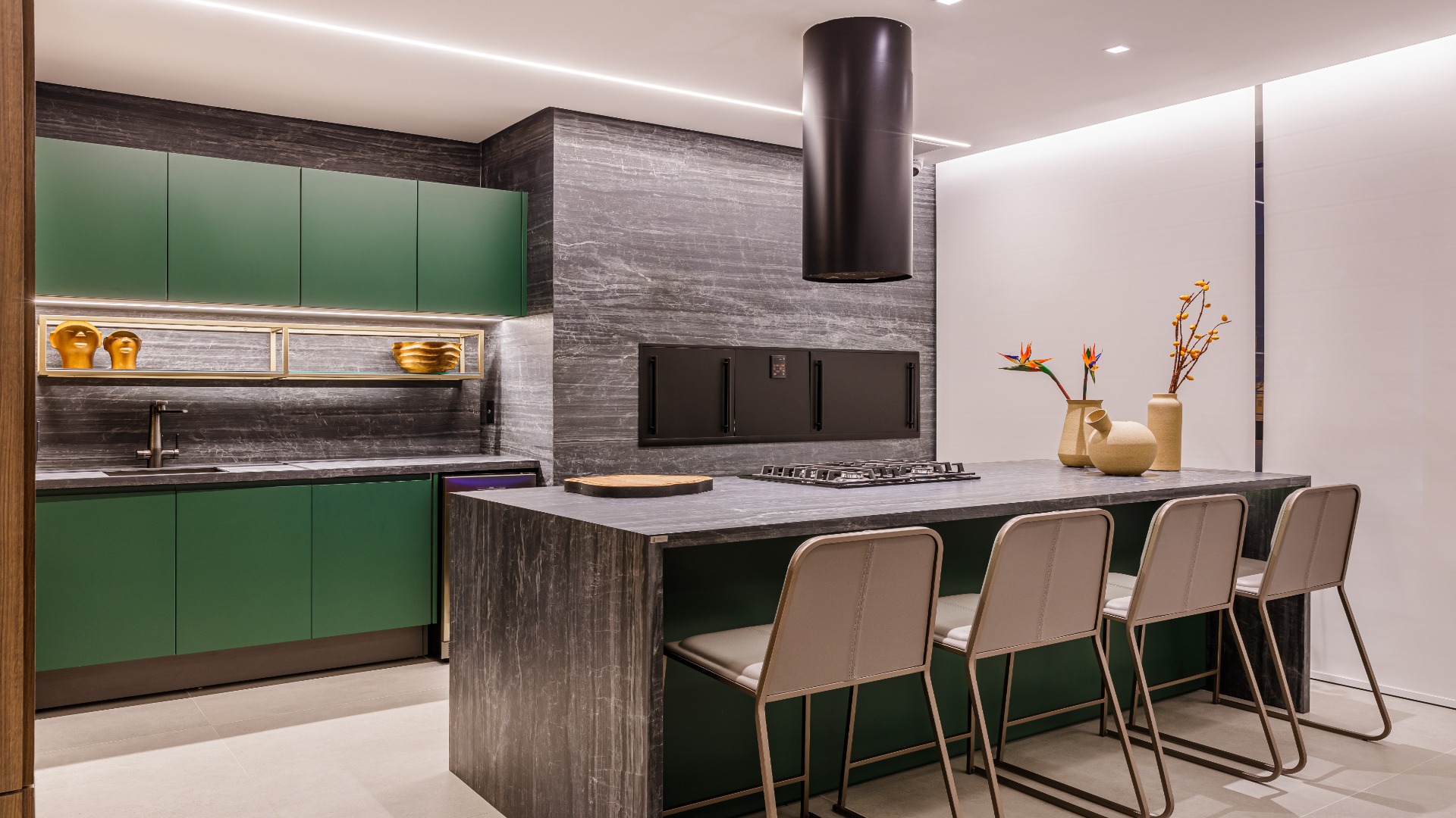 DUPLEX NOVO COM 3 SUÍTES NO BIGORRILHO