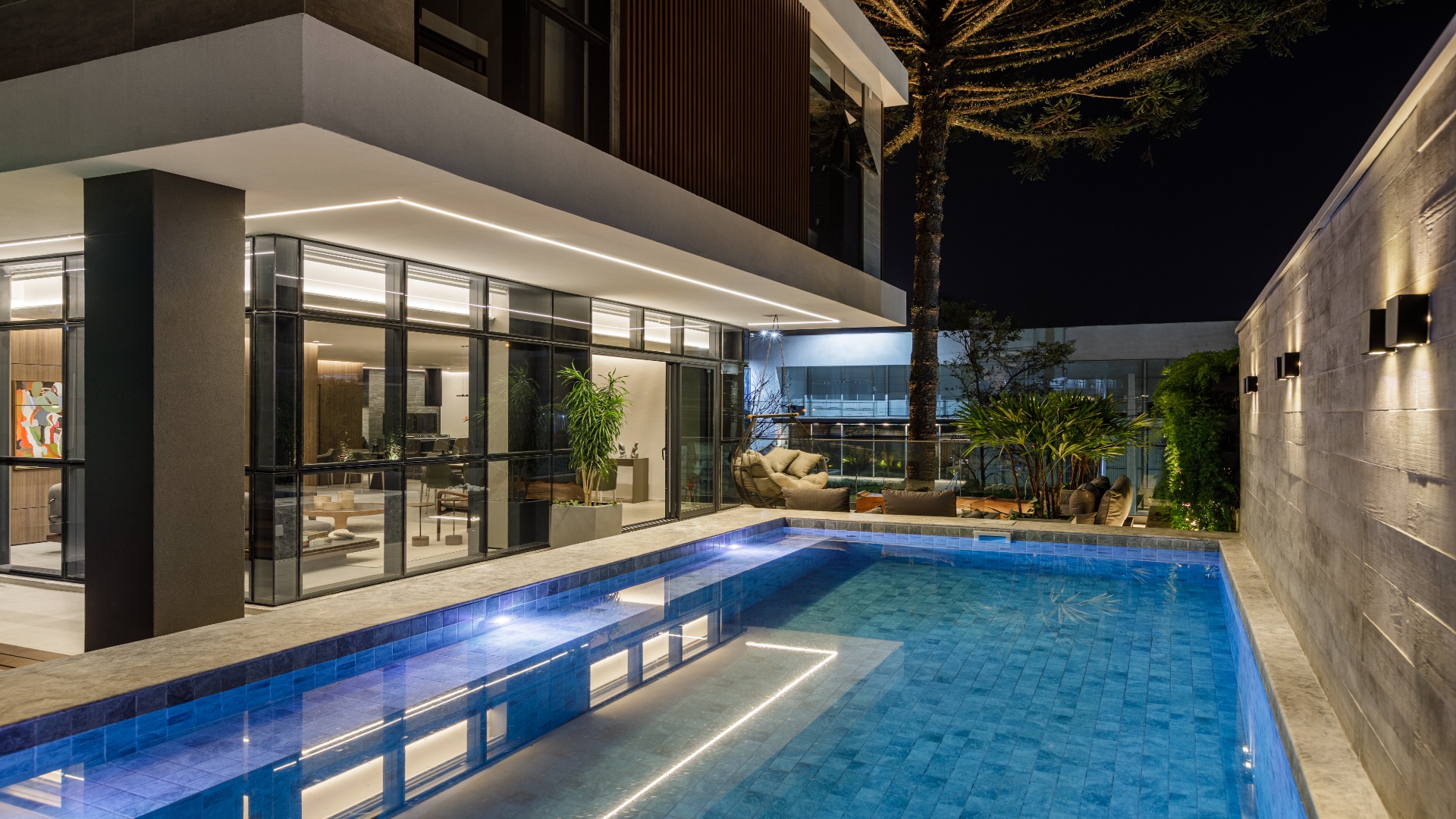 DUPLEX NOVO COM 3 SUÍTES NO BIGORRILHO